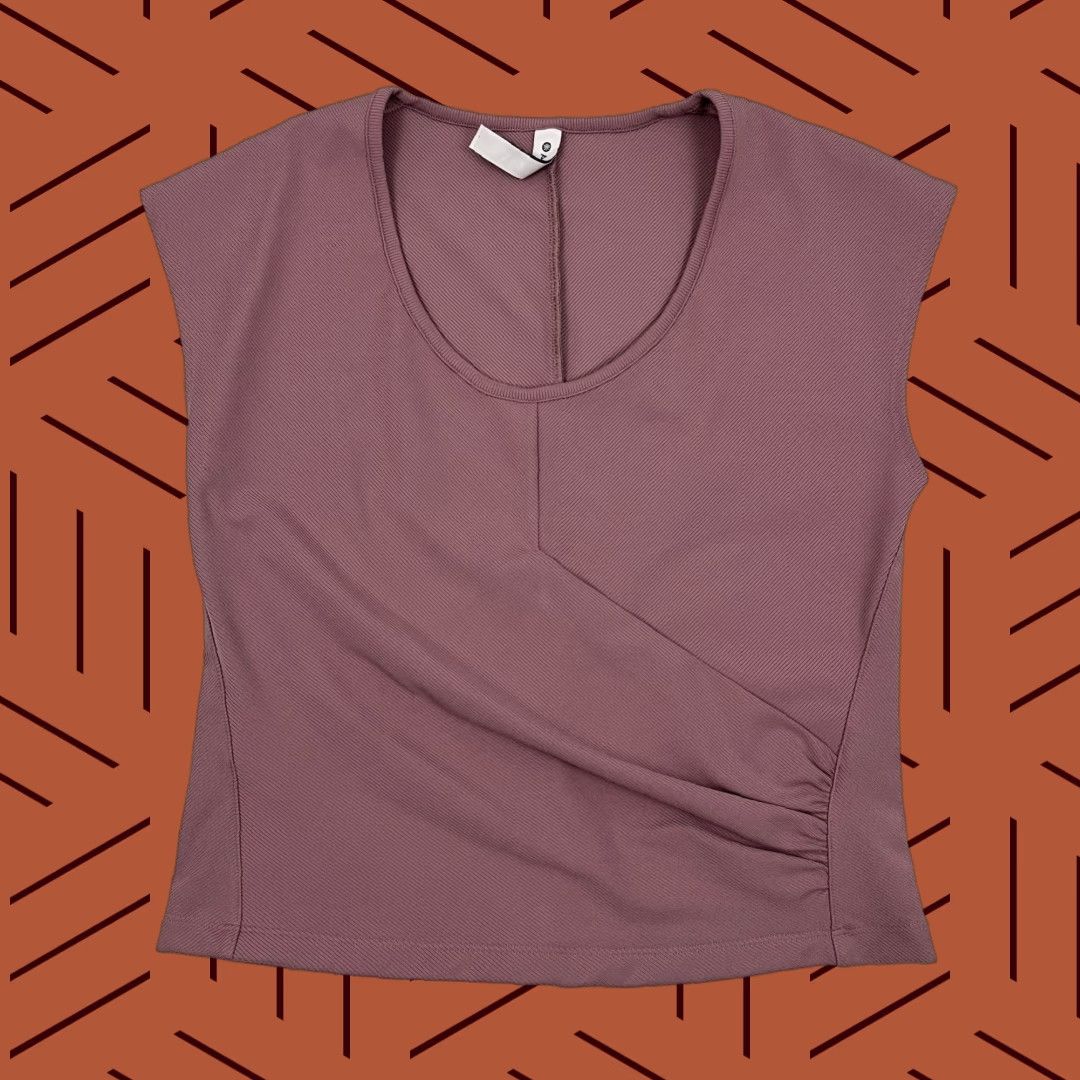 Athleta Athleta Bayview Tee Shirt Women Medium Mauve Flora Pink Active Yoga Wrap Wicking Shirt Size M / US 6-8 / IT 42-44 - 1 Thumbnail