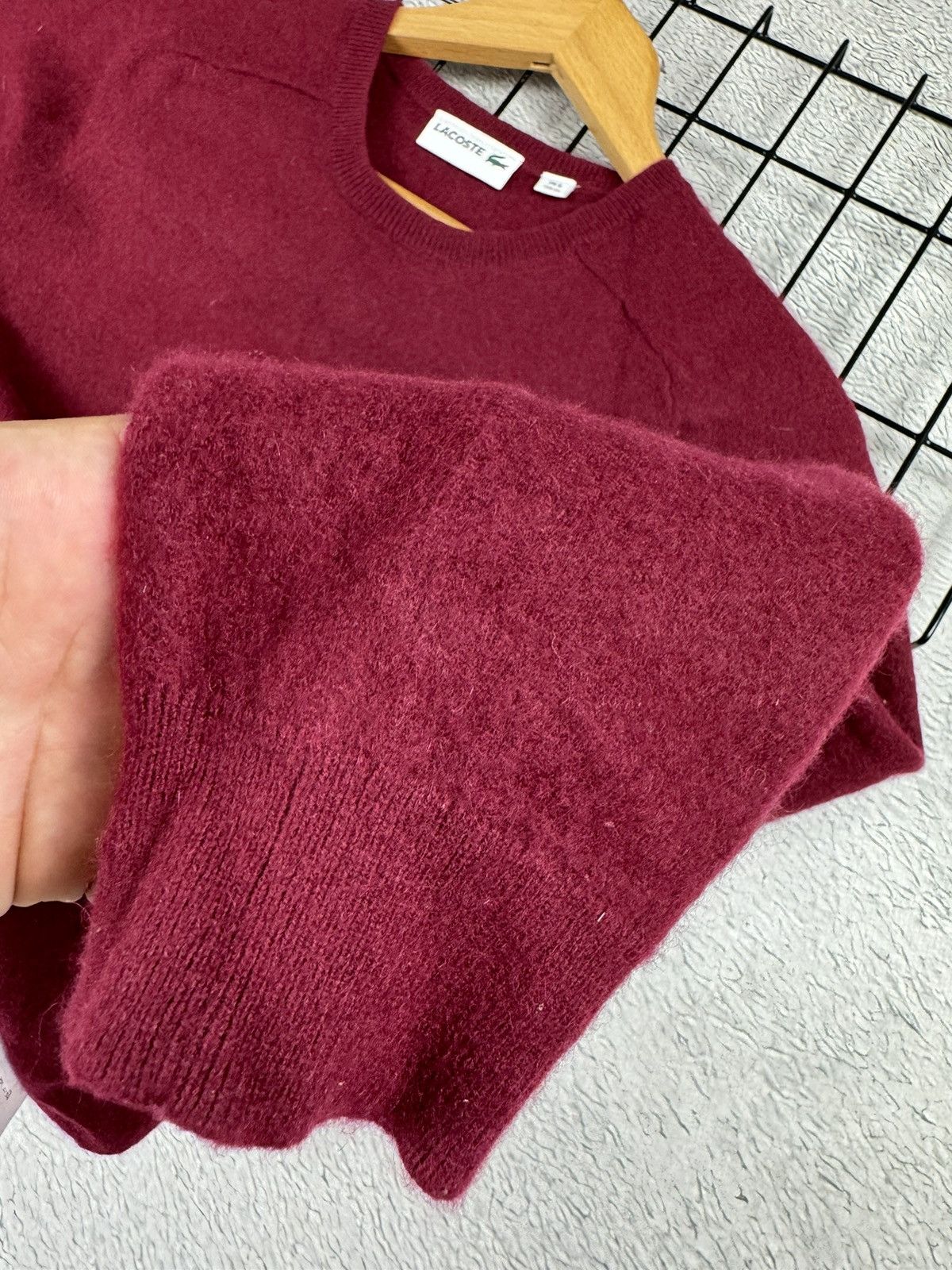 Lacoste × Vintage Lacoste Sweater Mens Red Size S(6) 100% Cashmere Knit Crew N Size US S / EU 44-46 / 1 - 13 Thumbnail