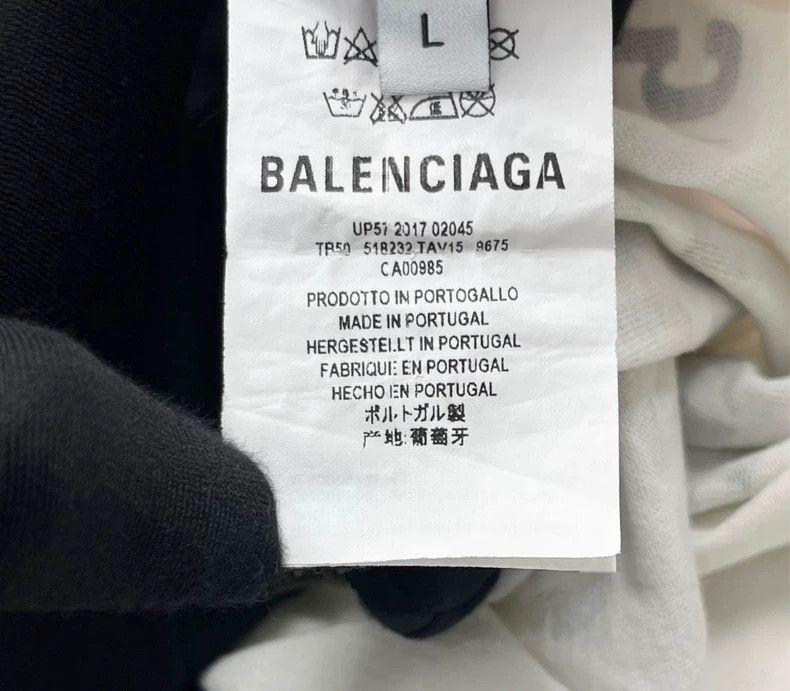 Balenciaga Balenciaga White new logo back letter short sleeve L size Size US L / EU 52-54 / 3 - 4 Thumbnail