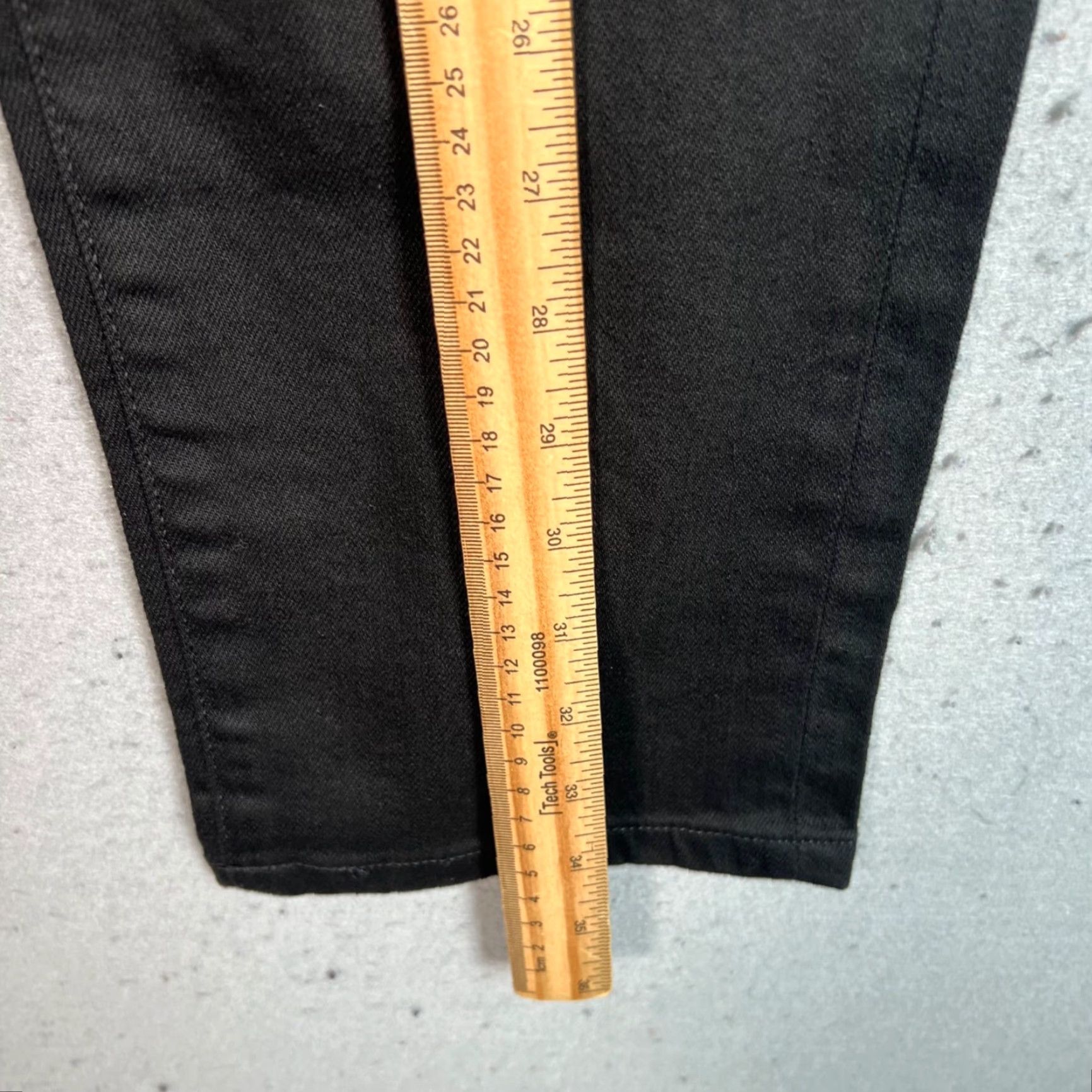 Uniqlo Uniqlo Mens Jeans Slim Stretch Black Cotton Denim 31 x 32 5-Pocket Inseam 25 Regular Size US 31 - 5 Thumbnail