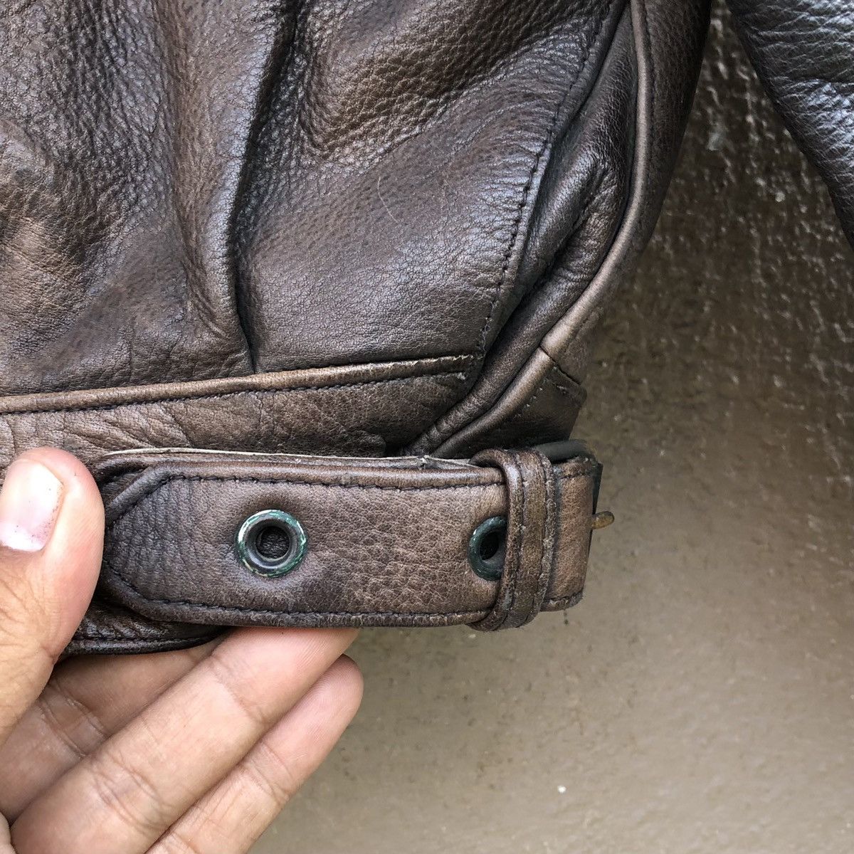 First MFG Co. VTG First Genuine Leather Sun Faded Thinsulate Bomber Jacket Size US L / EU 52-54 / 3 - 16 Thumbnail