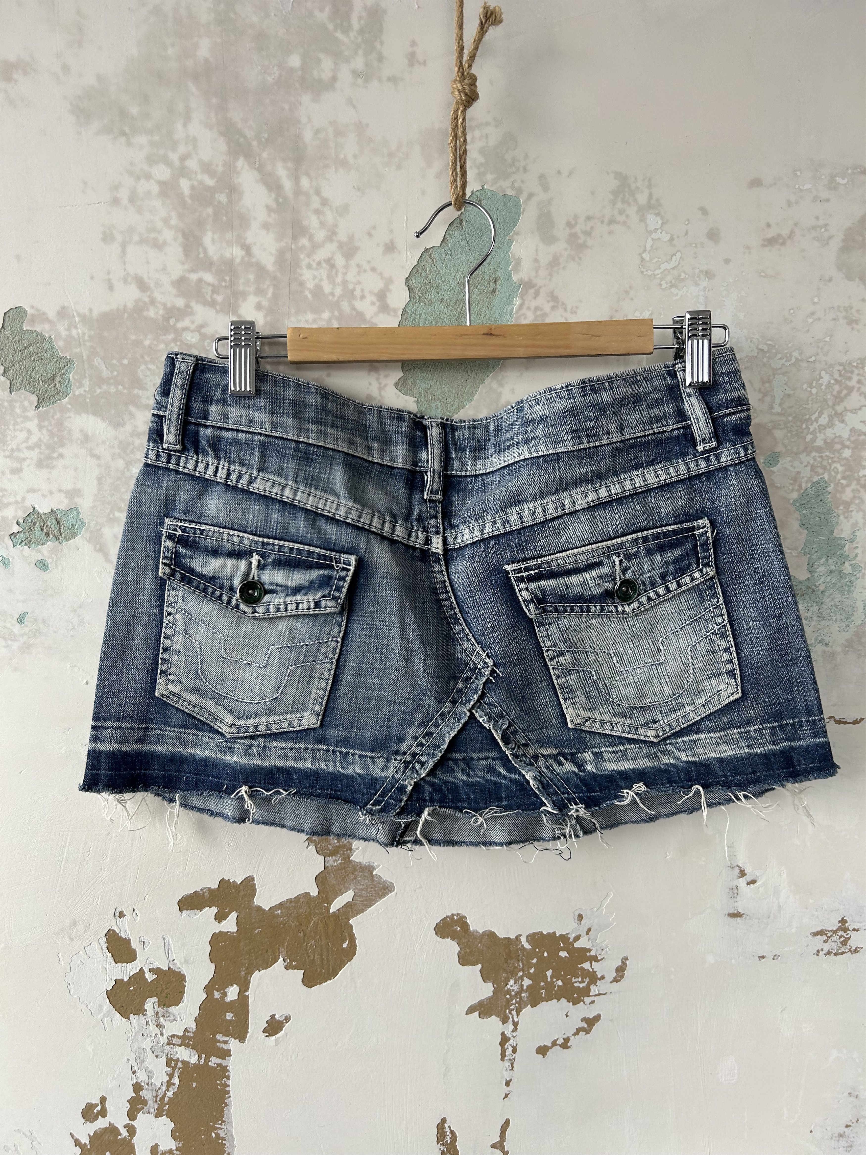 Japanese Brand Vintage dirty denim mini skirt Japanese style Size 28" / US 6 / IT 42 - 4 Thumbnail