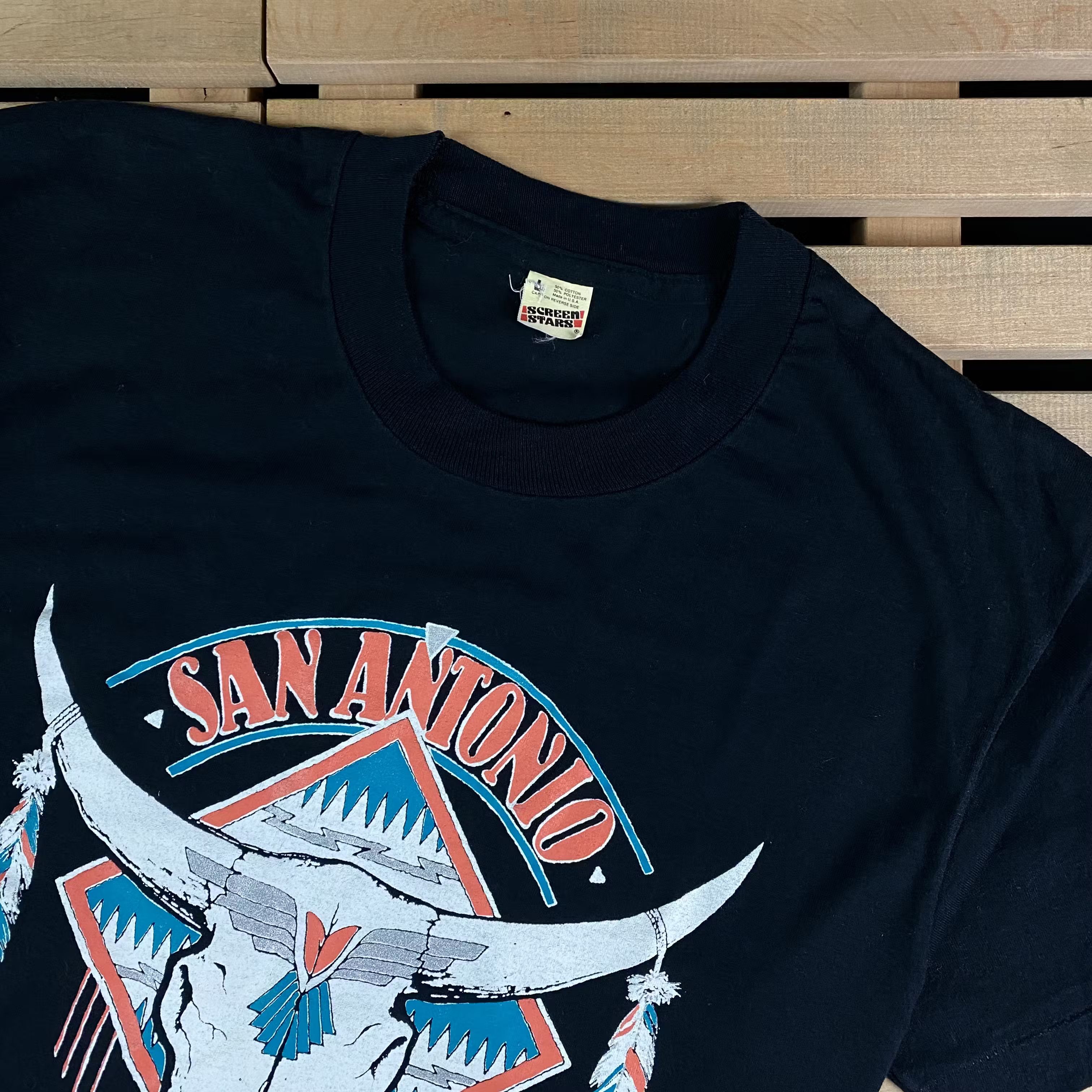 Vintage Mens Vintage T Shirt San Antonio Texas Size L Size US L / EU 52-54 / 3 - 2 Thumbnail