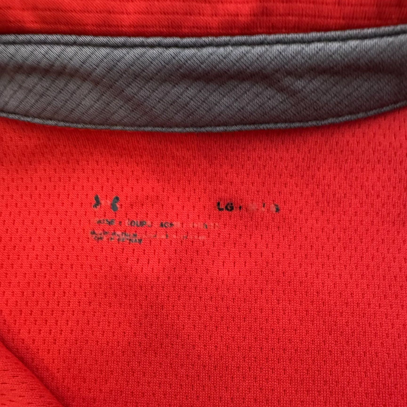Under Armour Under Armour Polo Shirt Mens L Red 100% Polyester Athletic Golf Performance Lightweight Breathable Moisture Wicking Tagless Short Sleeve Vintage: No Size US L / EU 52-54 / 3 - 2 Thumbnail