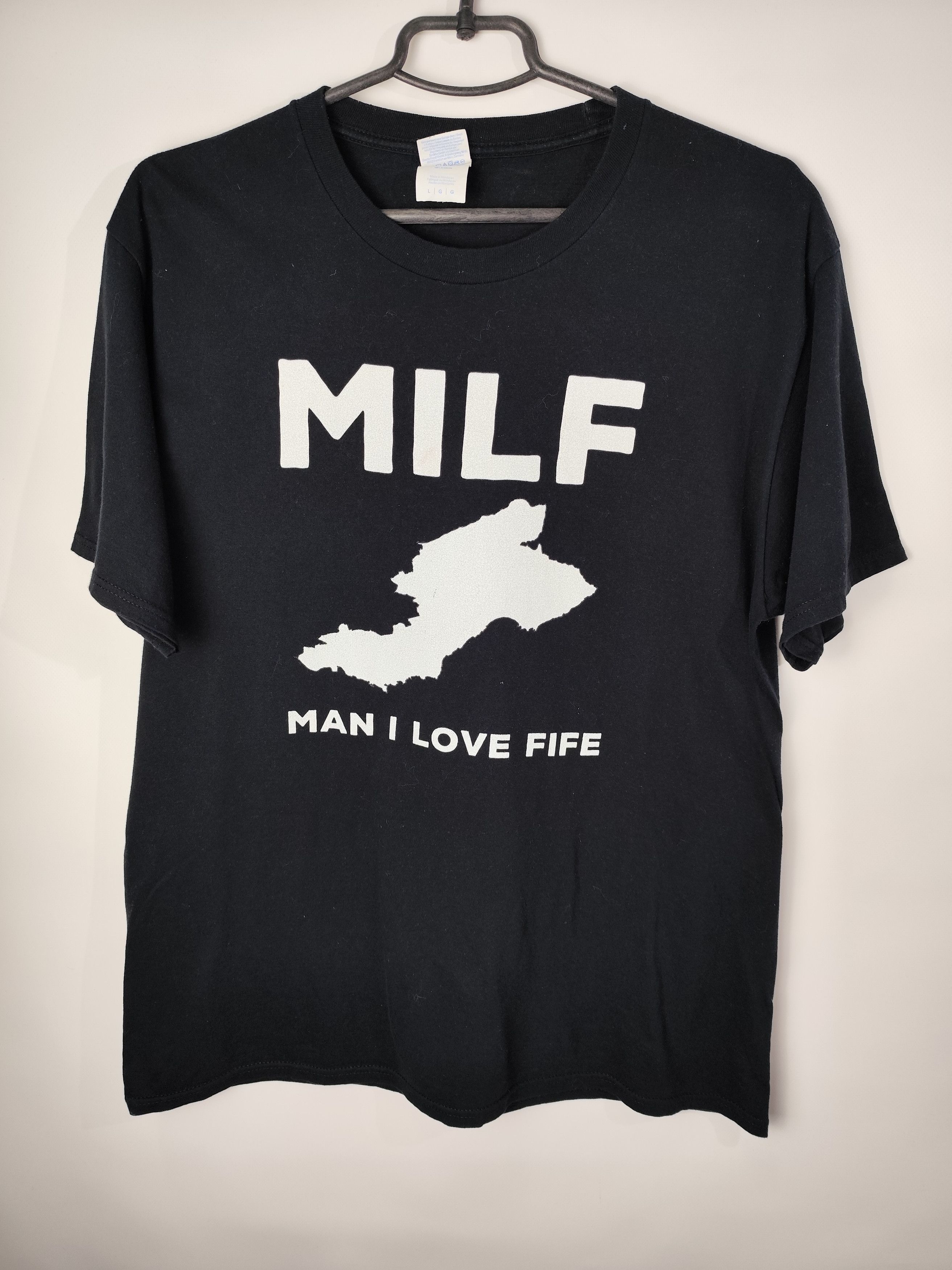 Vintage Y2K ADULT “ MILF HUNTER SEXY LOGO “ FUNNY Tee