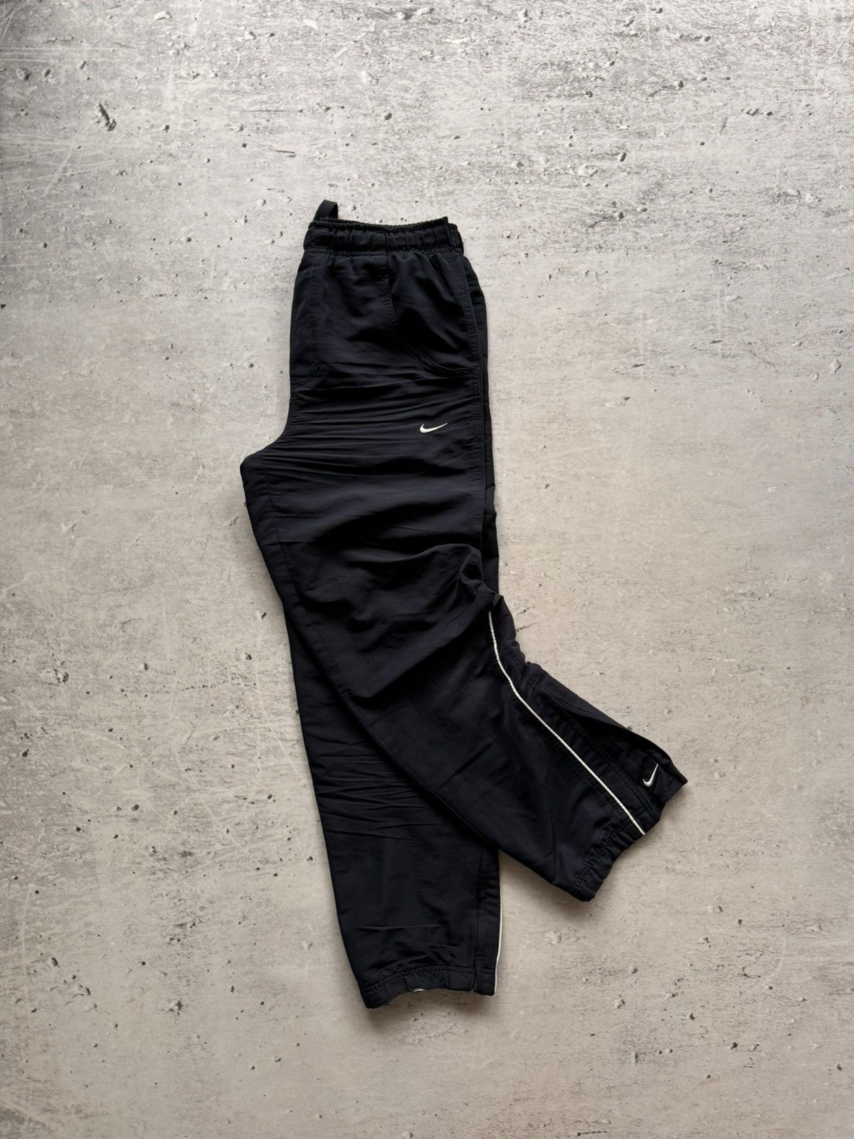 Nike × Vintage NIKE VINTAGE BASIC LOGO OVERSIZE BAGGY PANTS Size US 32 / EU 48 - 1 Thumbnail