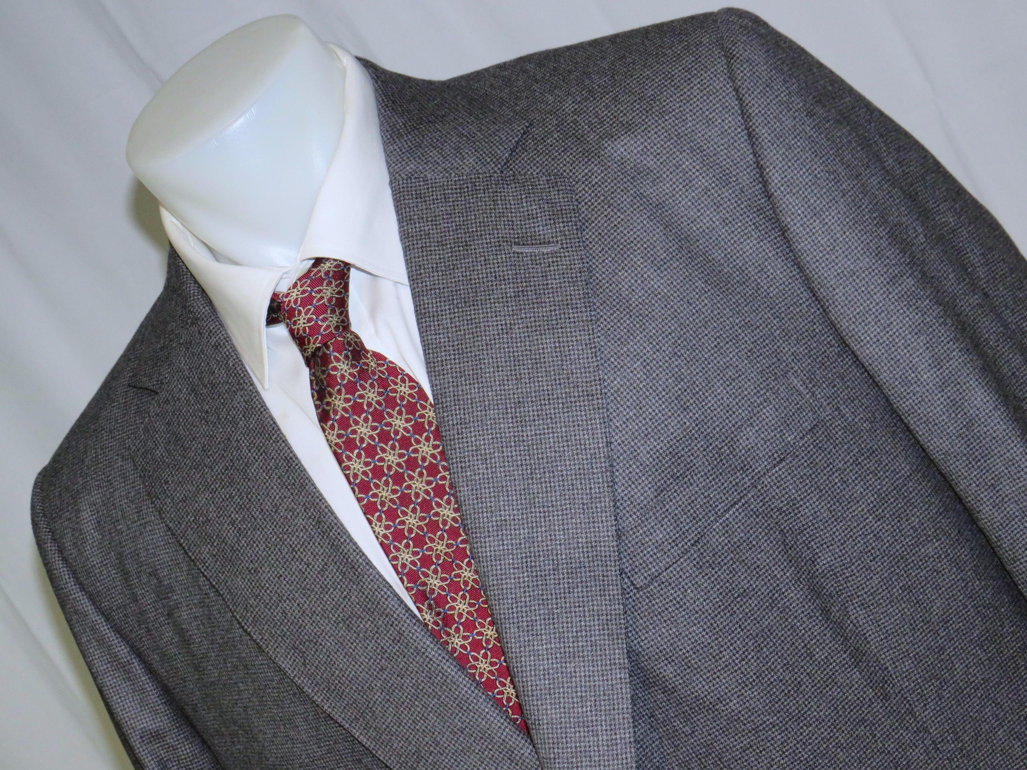Henry Poole × Savile Row 2019 Gray Puppytooth Bespoke Portly Two Button Suit 48R Size 48R - 6 Thumbnail