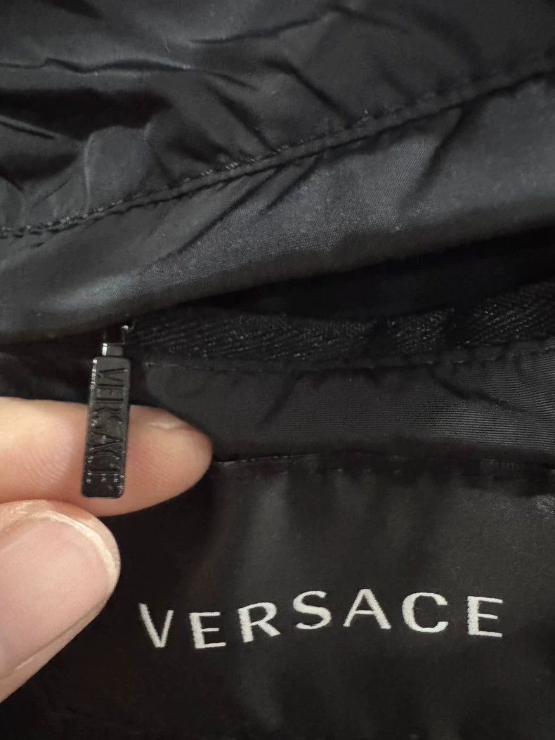 Versace Versace Short down jacket with dark logo Size US L / EU 52-54 / 3 - 4 Thumbnail