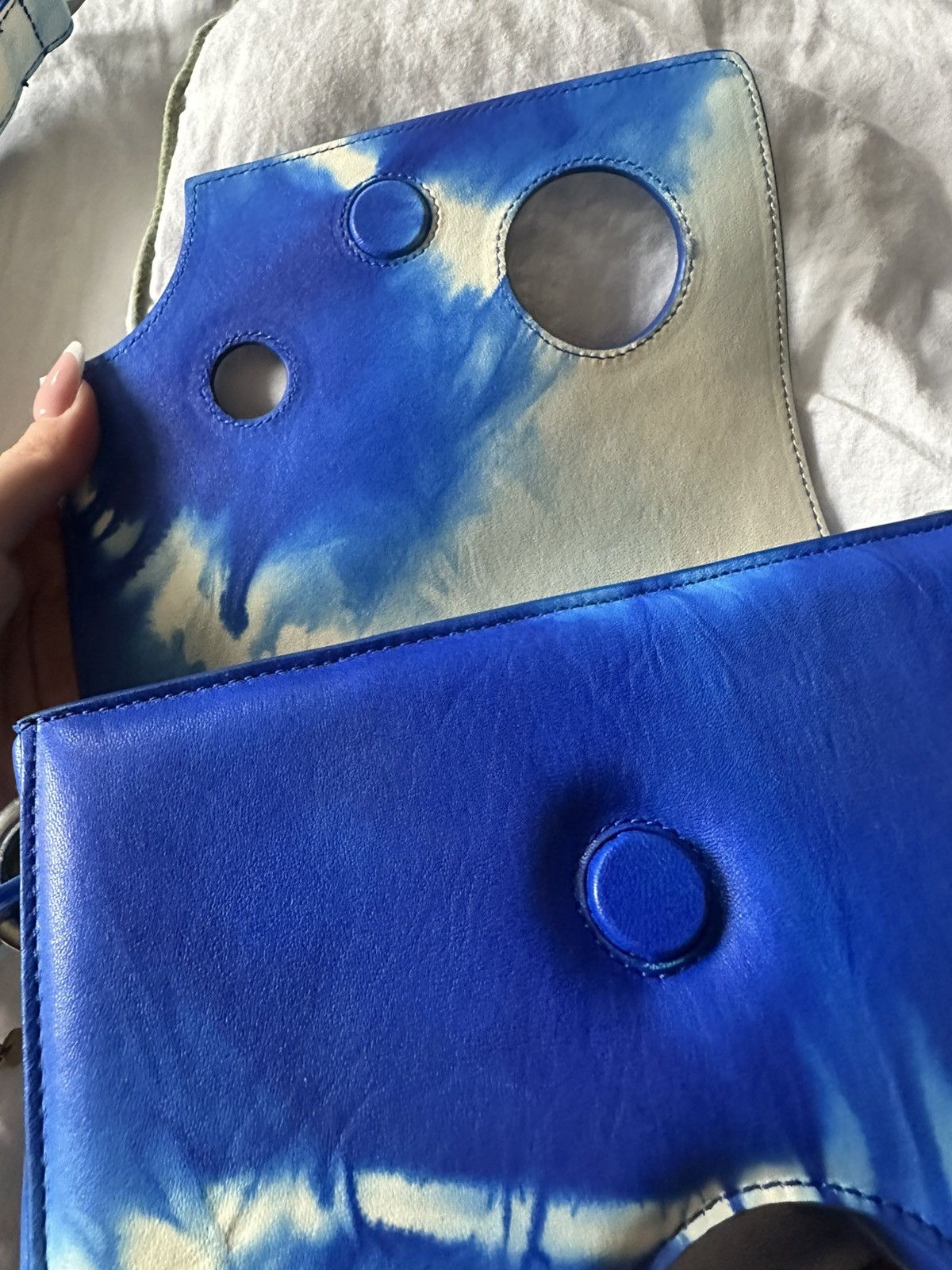 Off-White Off-White Blue Tie-Dye Cut-Out Shoulder Bag Size ONE SIZE - 12 Thumbnail