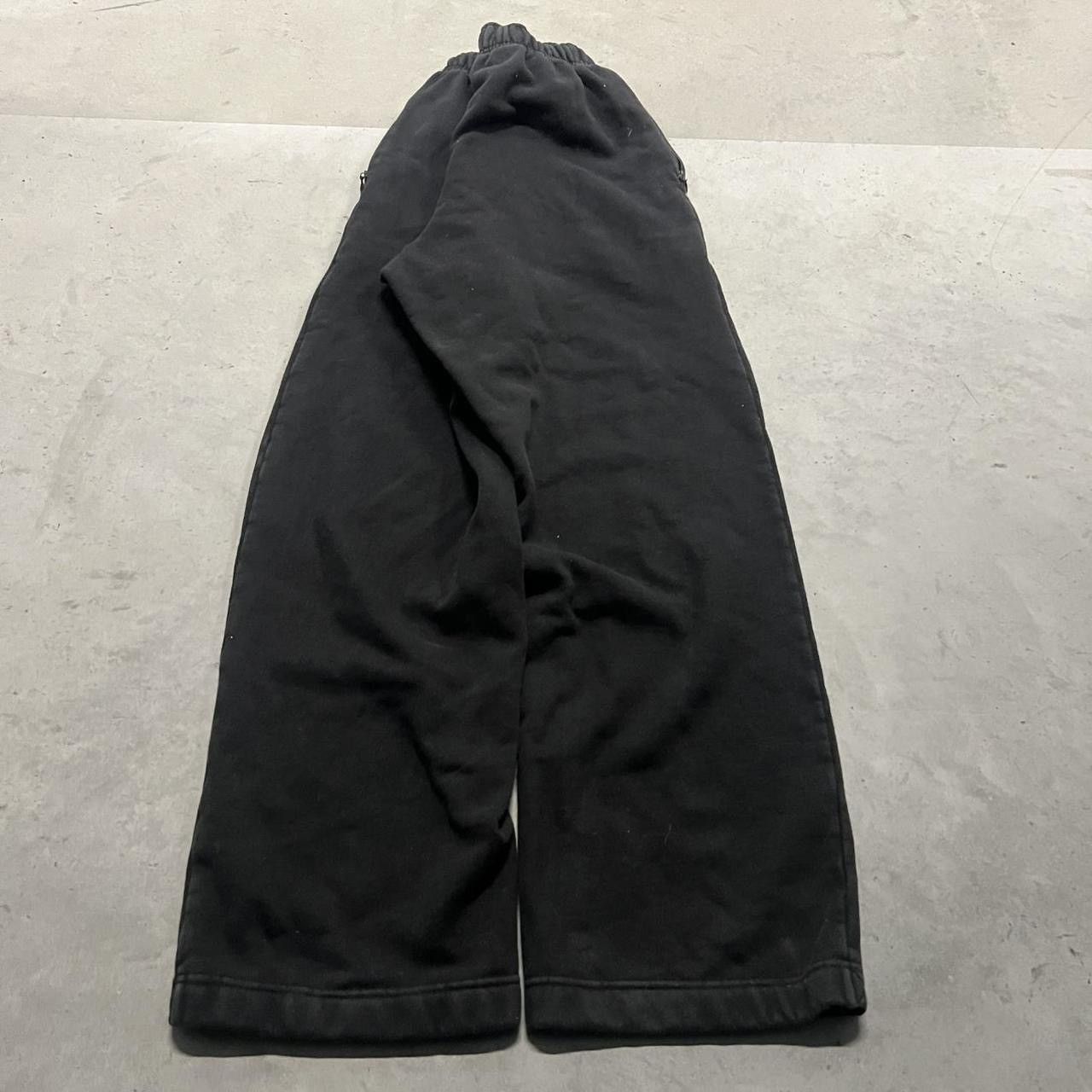 Adidas × Vintage Vintage Y2K Baggy Black Adidas Sweatpants With a worn Look! Size US 34 / EU 50 - 6 Thumbnail