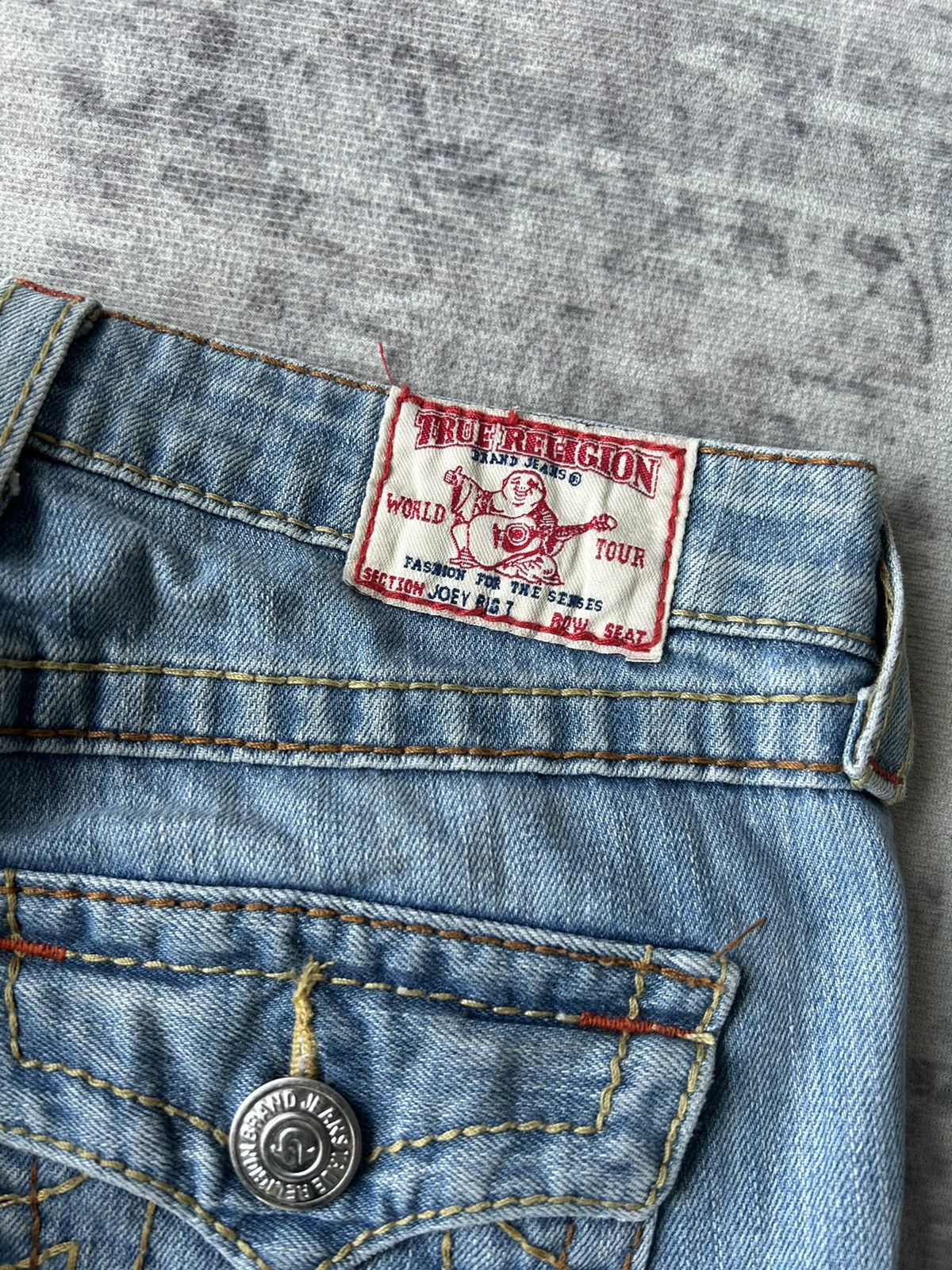 True Religion Flared True Religion Embroidery Jeans Size 27" / US 4 / IT 40 - 9 Thumbnail