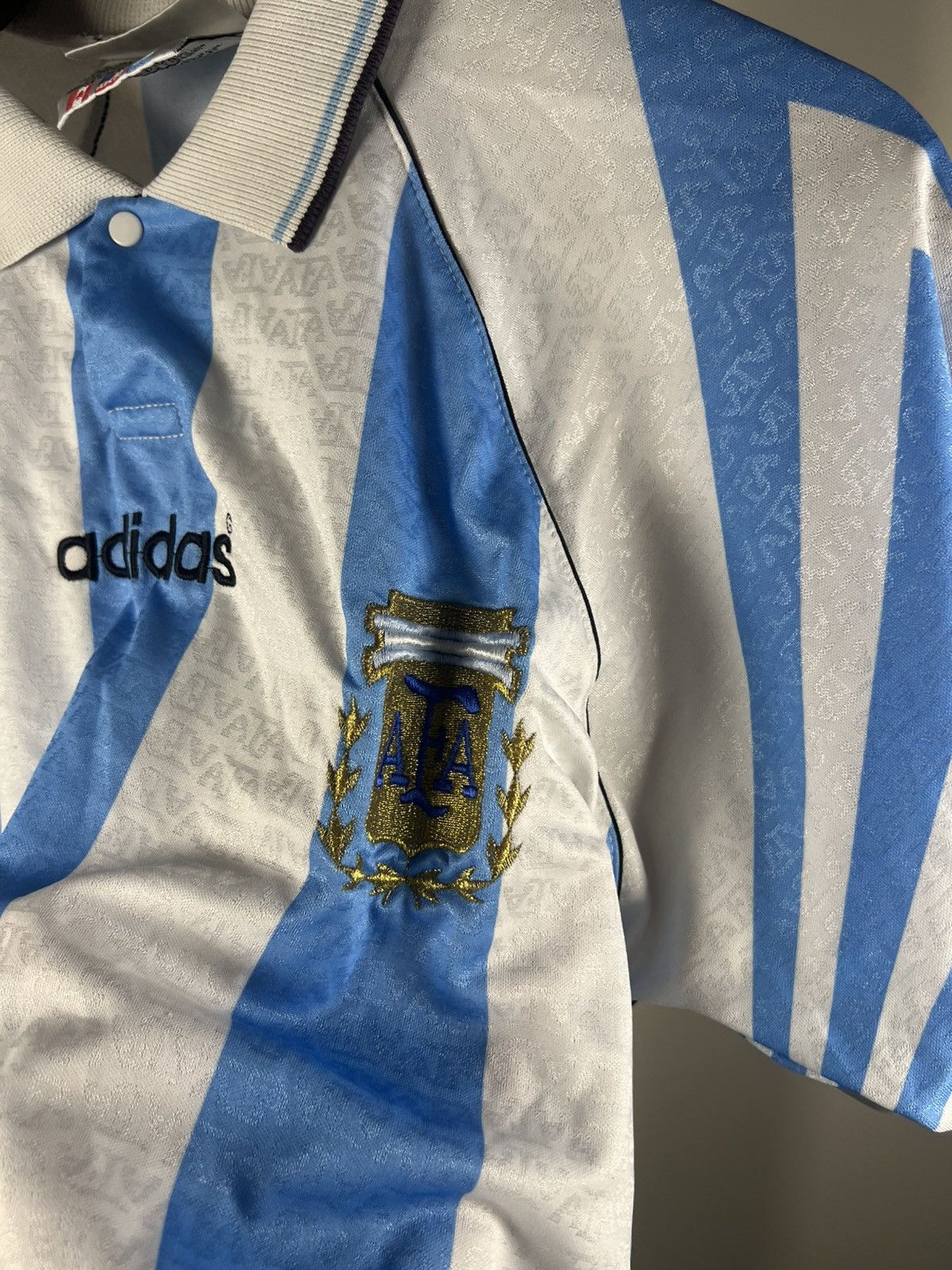 Adidas 1995/96 ARGENTINA HOME SHIRT ADIDAS Size US XS / EU 42 / 0 - 3 Thumbnail