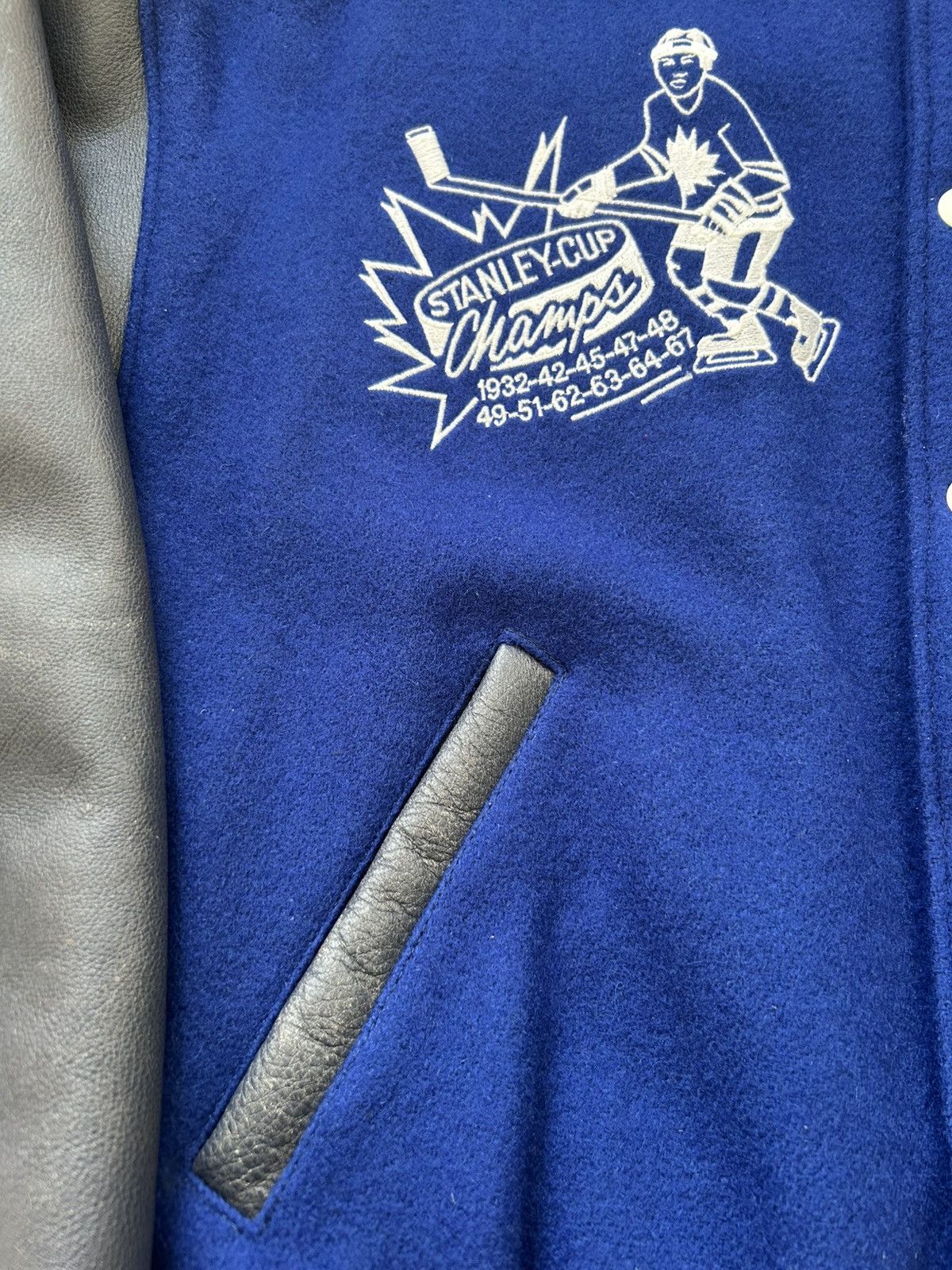 Roots Vintage Roots Toronto Maple Leafs Wool Varsity Jacket Size US M / EU 48-50 / 2 - 8 Thumbnail