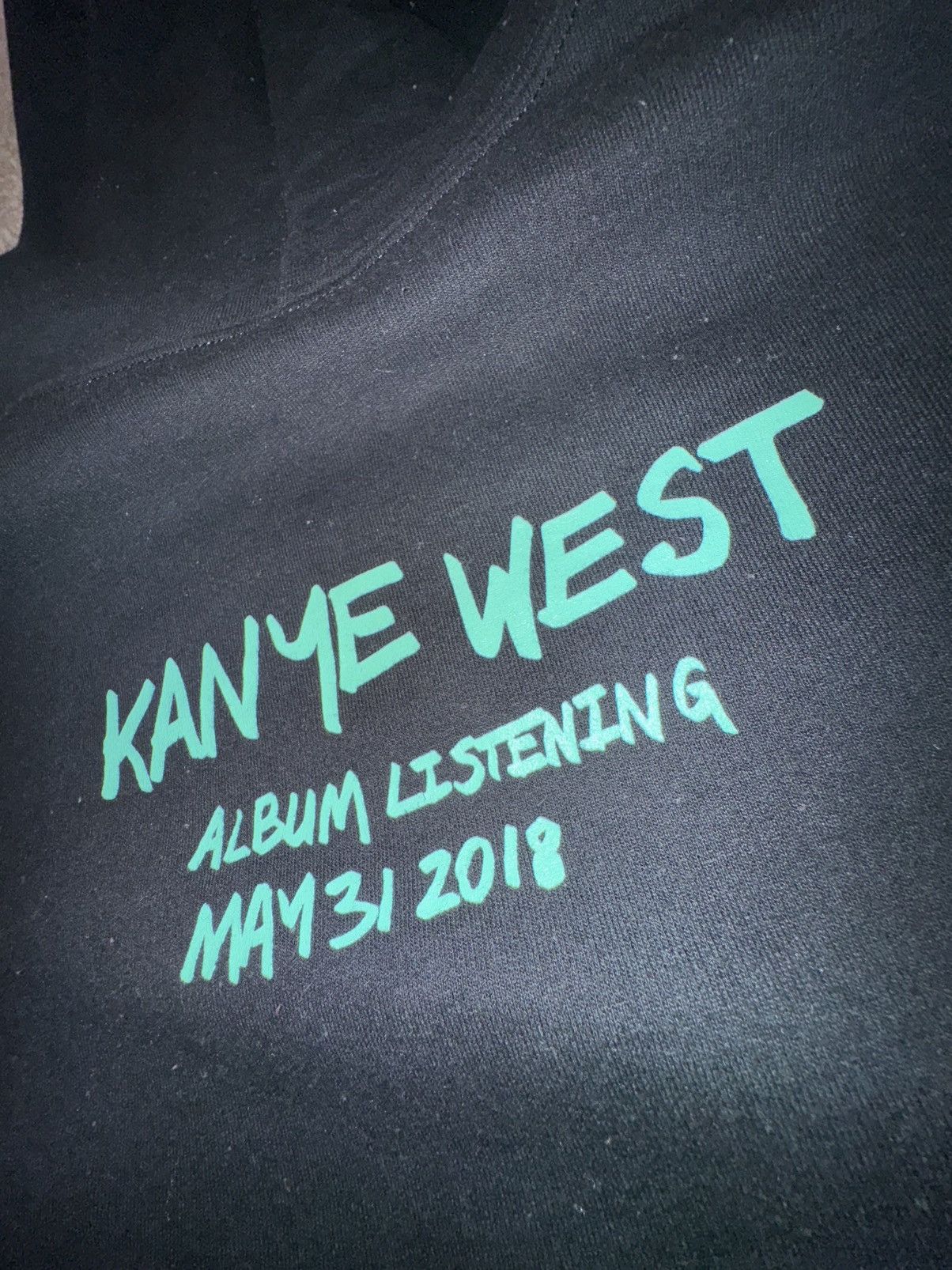 Gildan Kanye West Ye Wyoming 2018 Hoodie Size US L / EU 52-54 / 3 - 4 Thumbnail