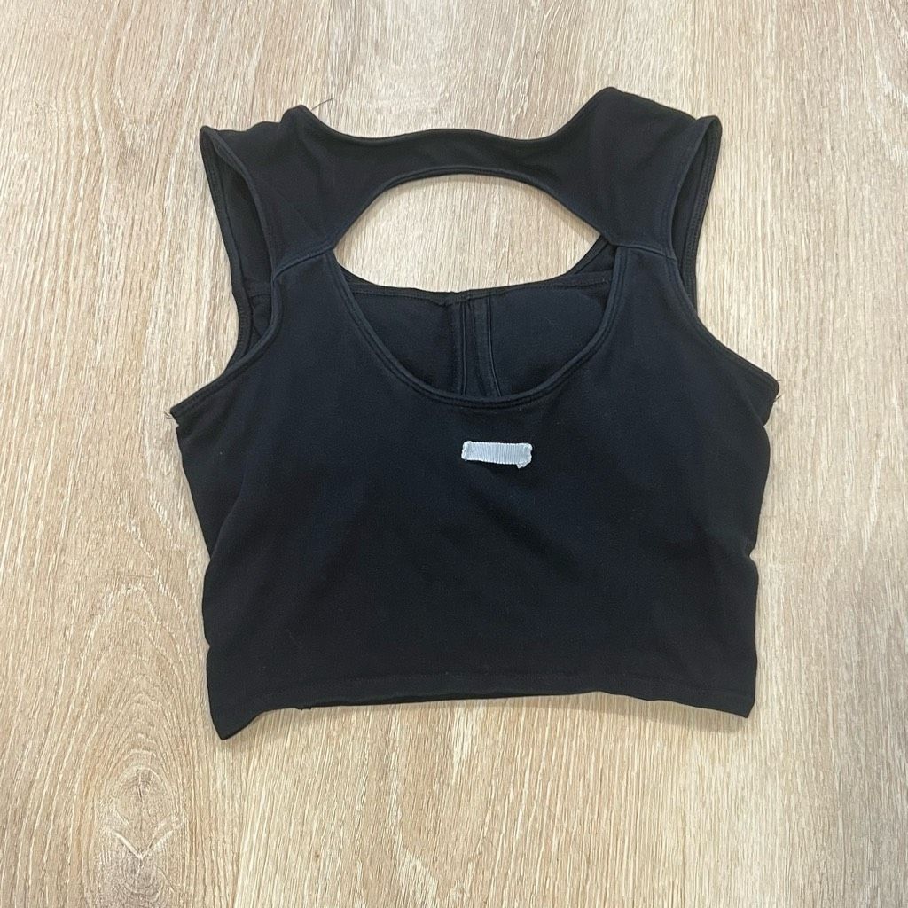 Other So Black Built in Bra Crop Top, Large Keyhole Cutout Back, S Size XS / US 0-2 / IT 36-38 - 2 Thumbnail