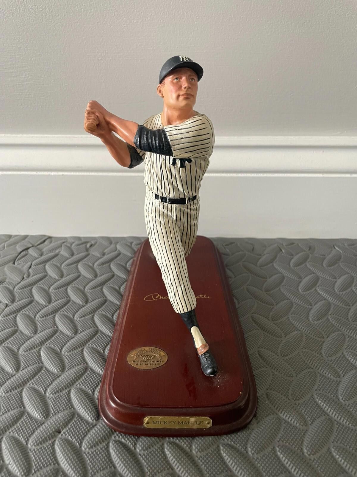 Other Mickey Mantle Danbury Mint figurine New York Yankees Size ONE SIZE - 1 Thumbnail