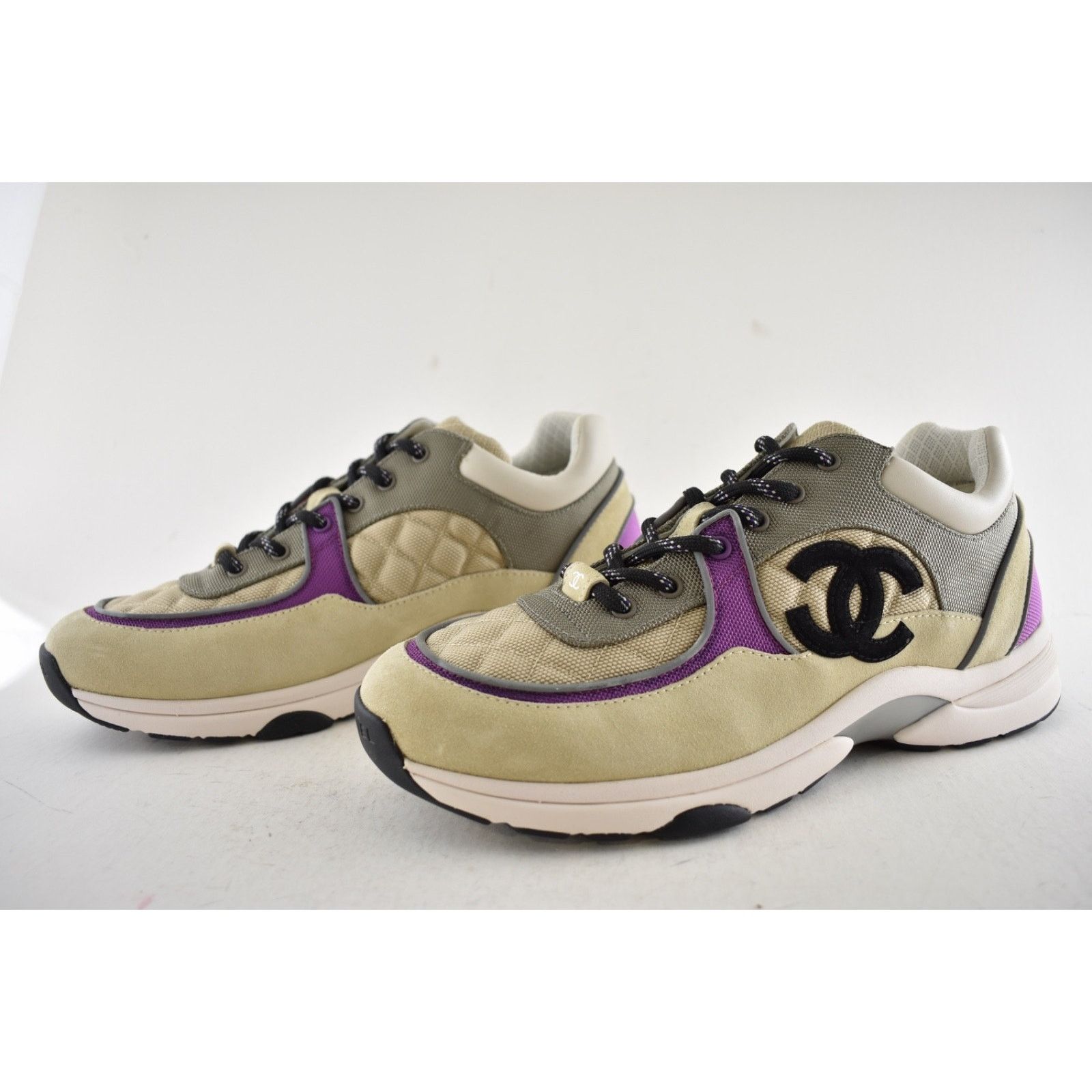 Chanel Mens Suede CC Logo Low Top Trainer Sneaker Size US 11 / EU 44 - 10 Thumbnail