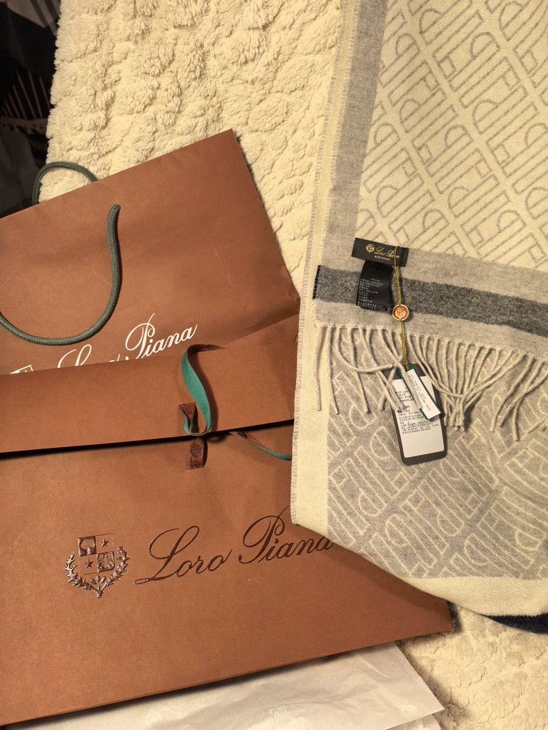 Loro Piana Men's Cashmere Scarf with Fringe dmc