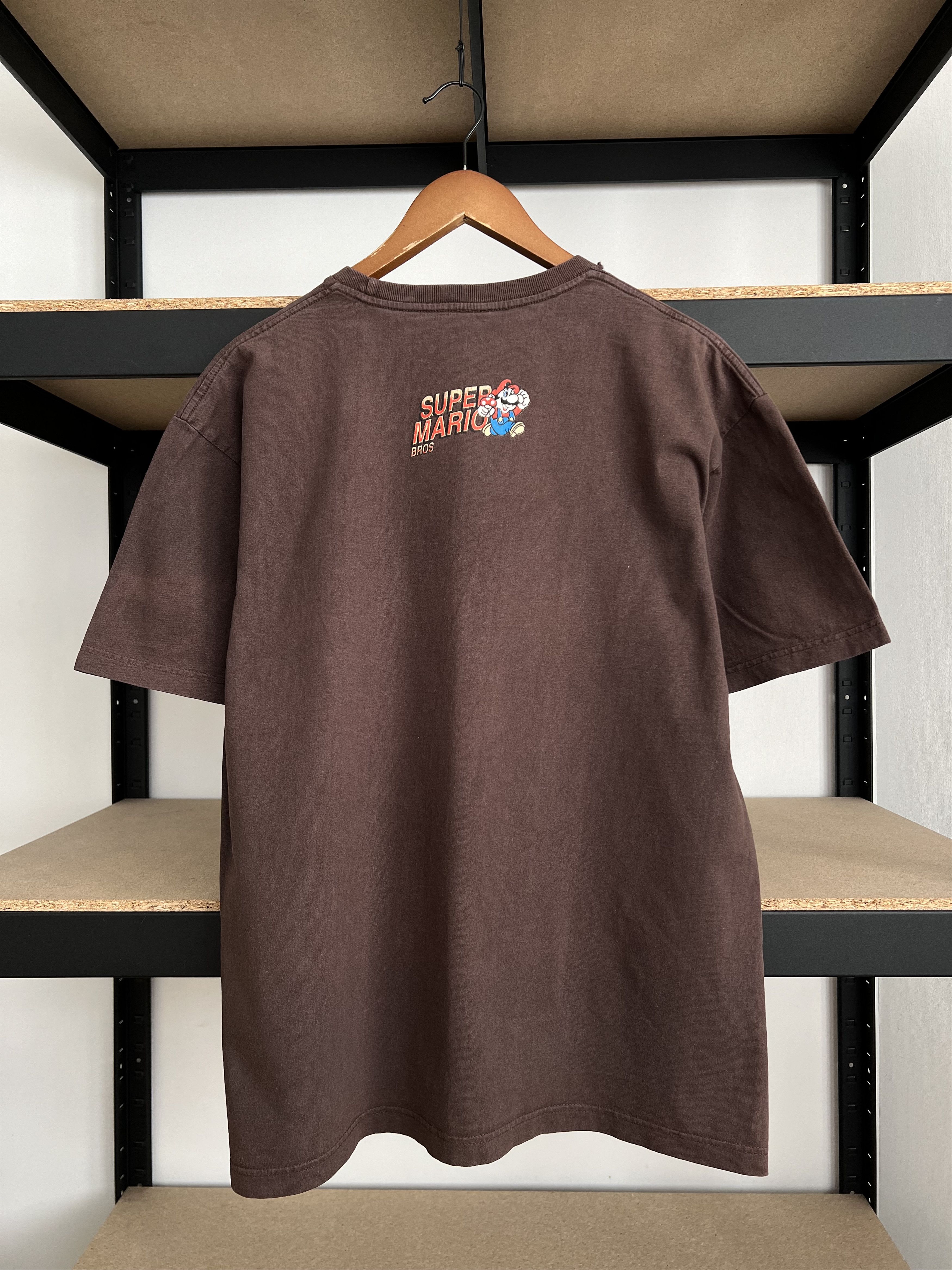 Nintendo Vintage 2000s Super Mario Bros Nintendo Brown T-shirt Size US L / EU 52-54 / 3 - 4 Thumbnail