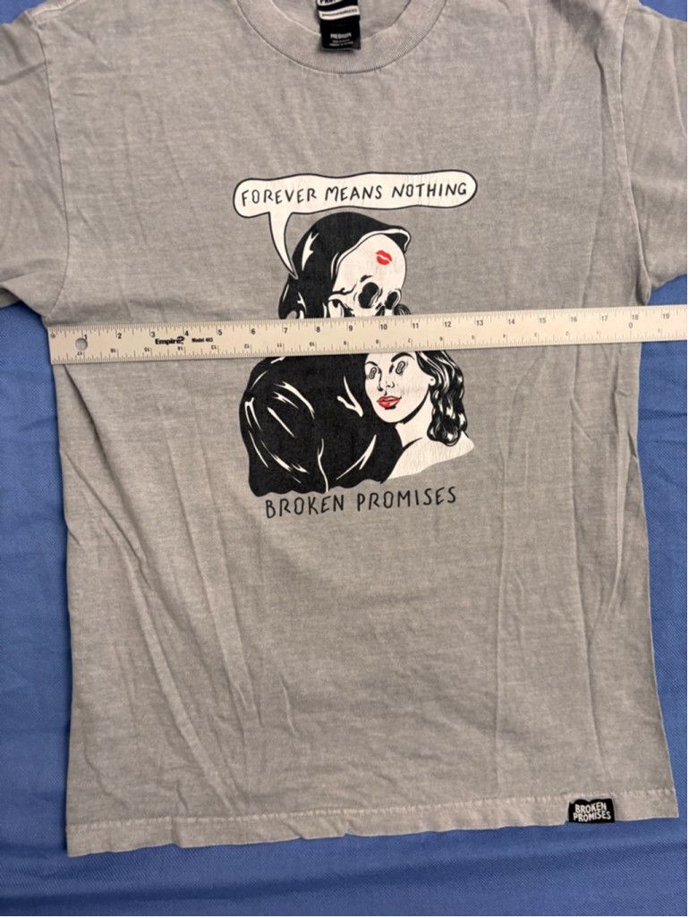 Broken Promises Co. Men's Broken Promises Graphic T-Shirt Medium Gray Size US M / EU 48-50 / 2 - 3 Thumbnail