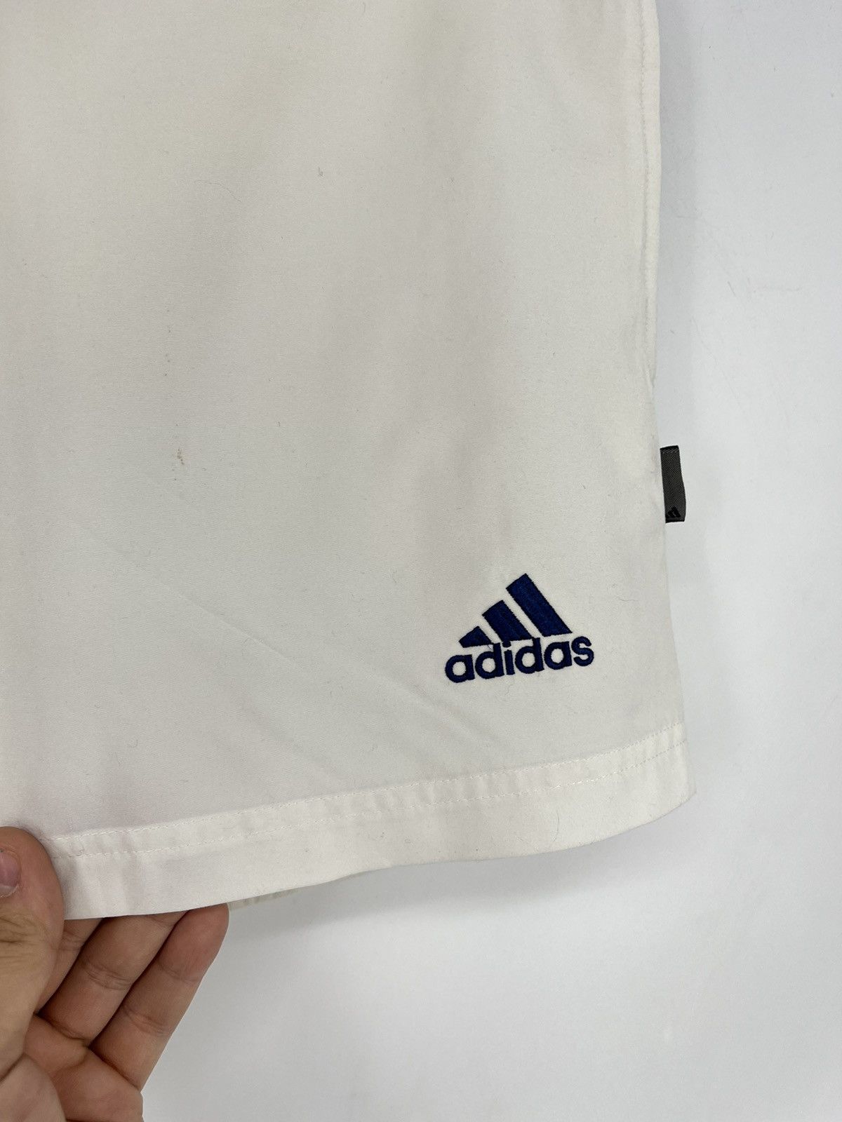 Adidas Vintage Y2K Adidas Stripes Shorts Streetwear Fashion Size US 30 / EU 46 - 2 Thumbnail