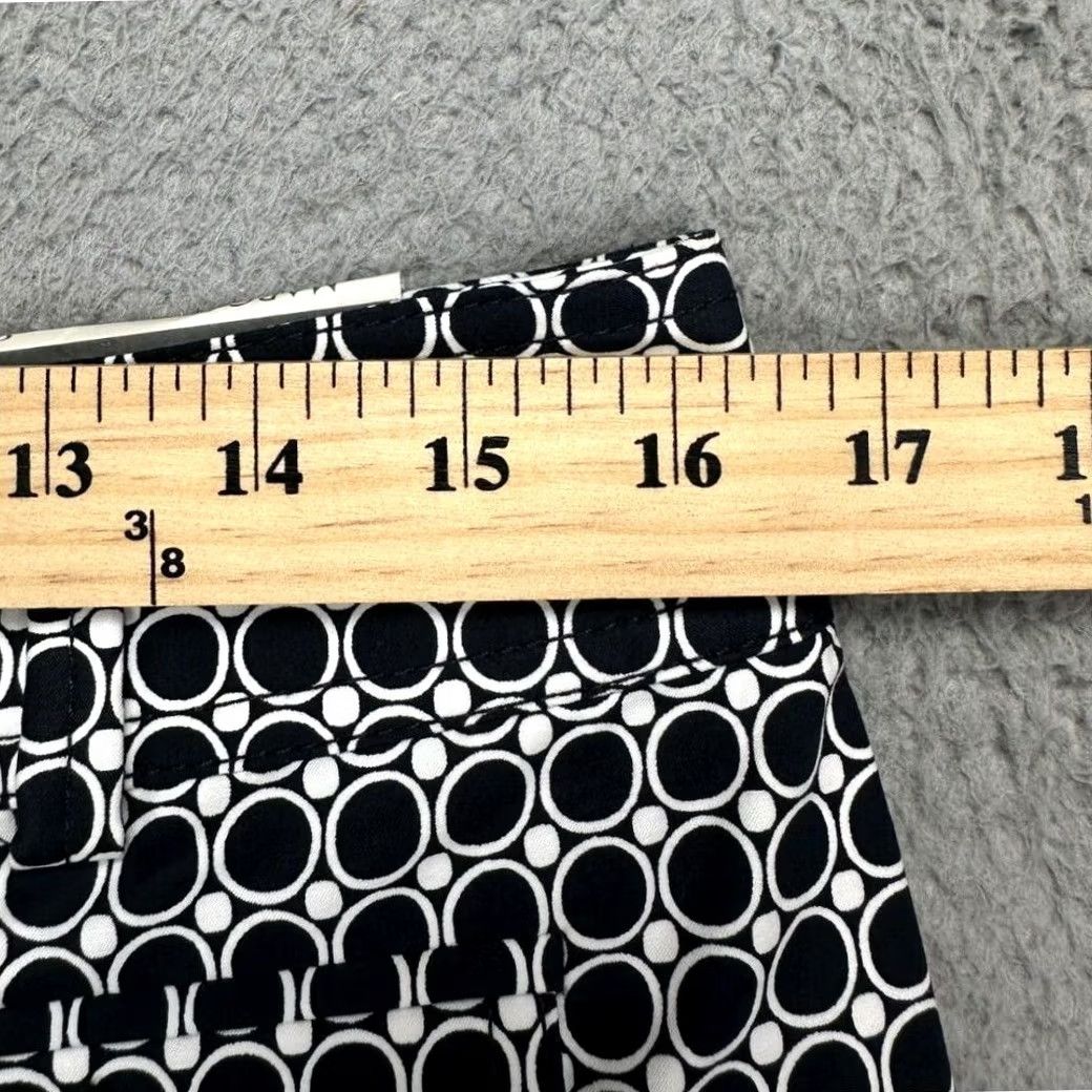 Ann Taylor Ann Taylor Capri Pants Womens 8 Black Polka Dot Stretch Hi-Rise Casual Pockets Womens Size 30" / US 8 / IT 44 - 7 Thumbnail