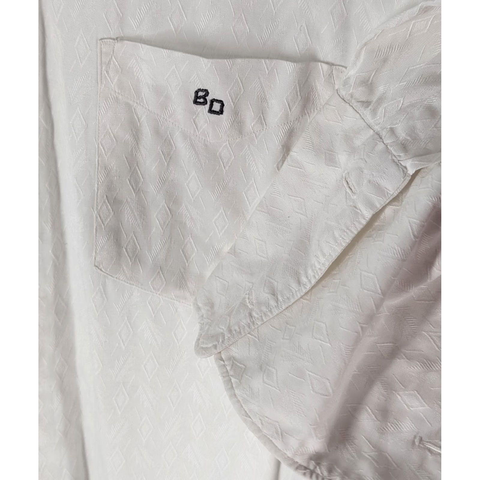 Vintage VINTAGE Hughes & Hatcher White Textured Dress Shirt French Cuff Monogram BD 44 Regular Long Sleeve 1950s Mens White Cotton Shirt Size 44R - 4 Thumbnail