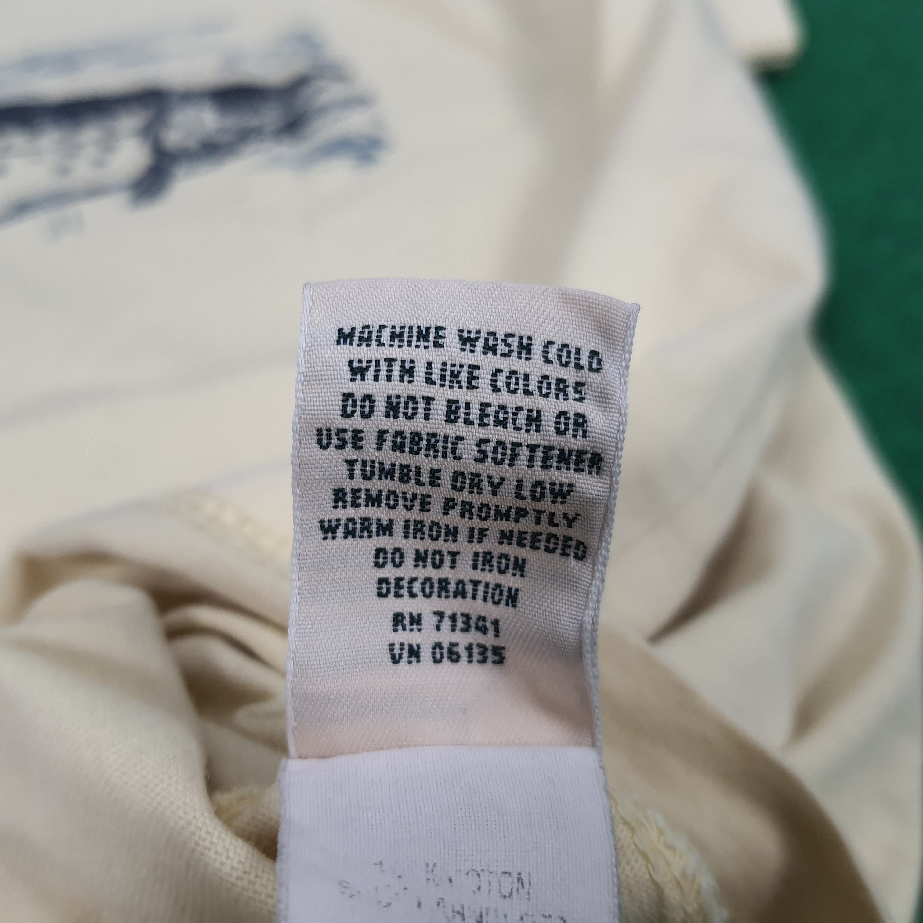 L.L. Bean Vintage L.L.Bean Freeport Maine Fishing Casting T-shirt Size US L / EU 52-54 / 3 - 6 Thumbnail