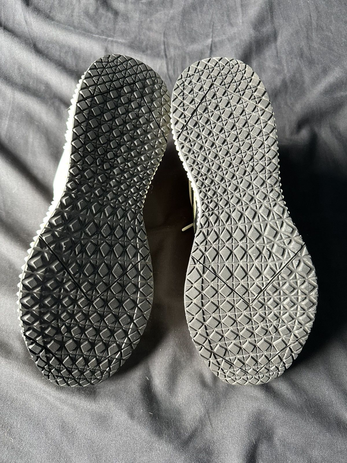 Adidas Adidas x Parley 4DFWD Off White/ Almost Lime Size US 10 / EU 43 - 8 Thumbnail