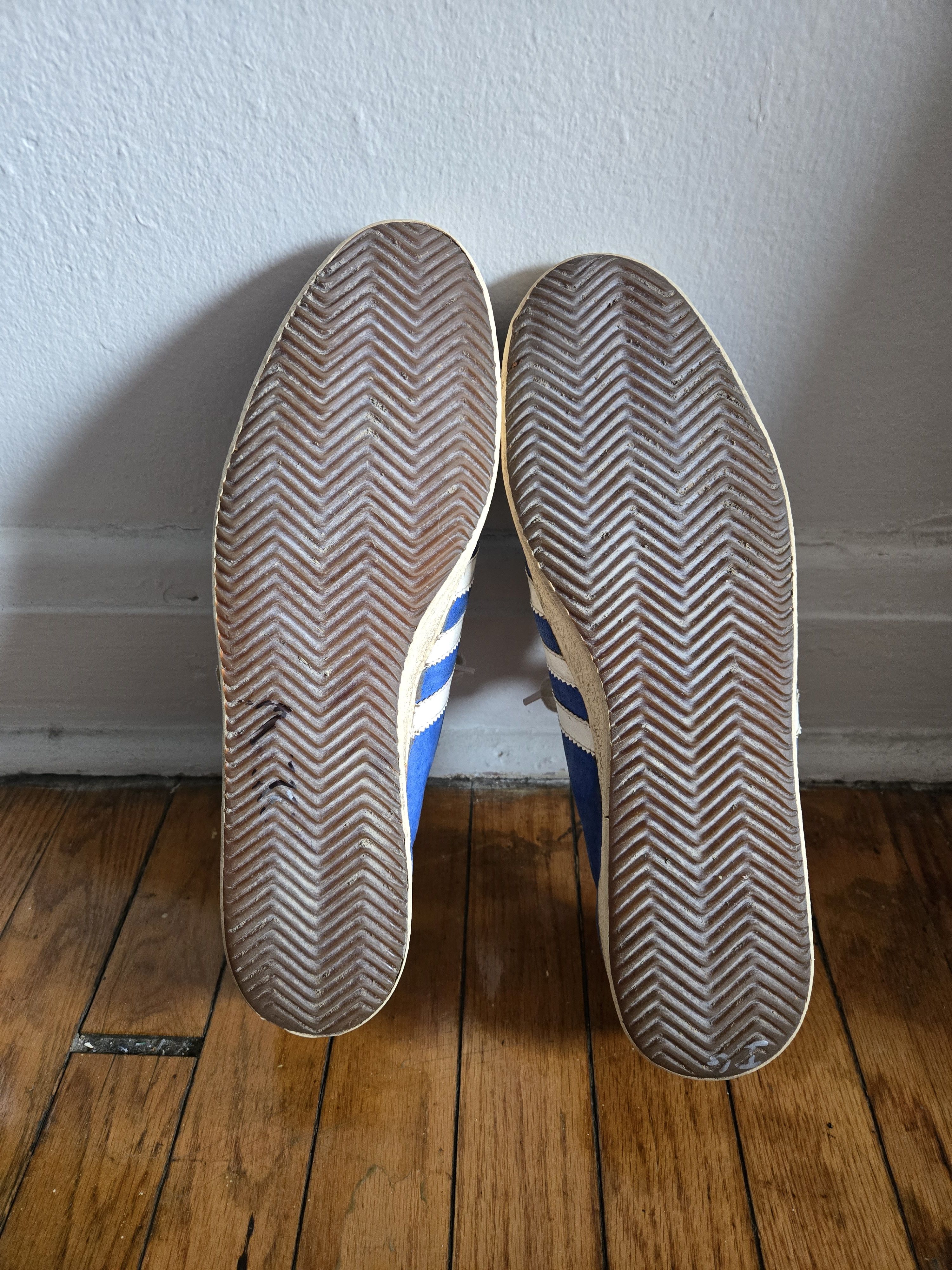 Adidas Vtg Adidas 1975 Gazelles 14US Made in Yugoslavia Size US 14 / EU 47 - 6 Thumbnail