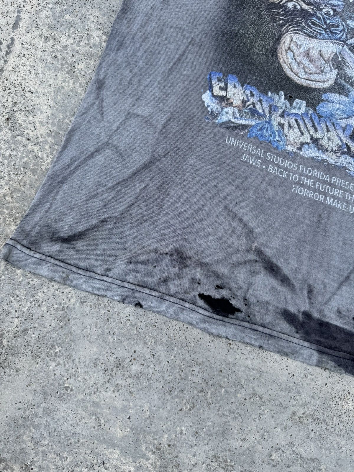 Vintage Distressed Universal Studio Florida E.T Faded Movie Tee Size US S / EU 44-46 / 1 - 7 Thumbnail