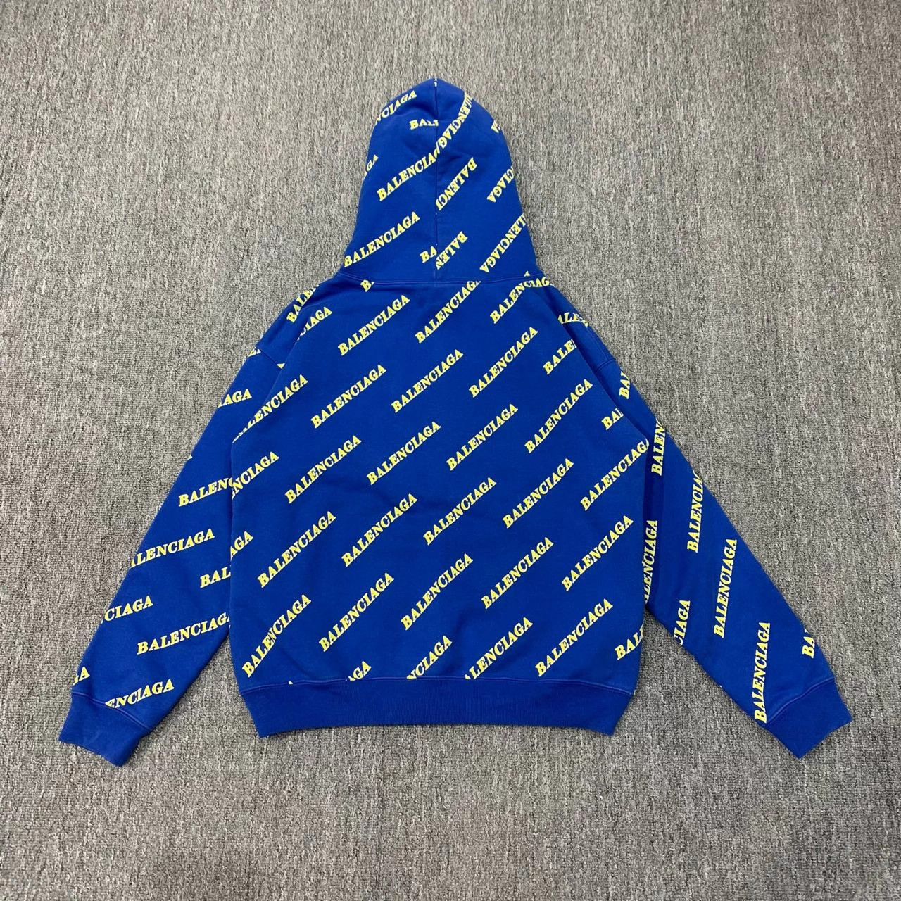 Balenciaga Balenciaga Blue Allover Print Hoodie L 95 New Size L / US 10 / IT 46 - 2 Thumbnail