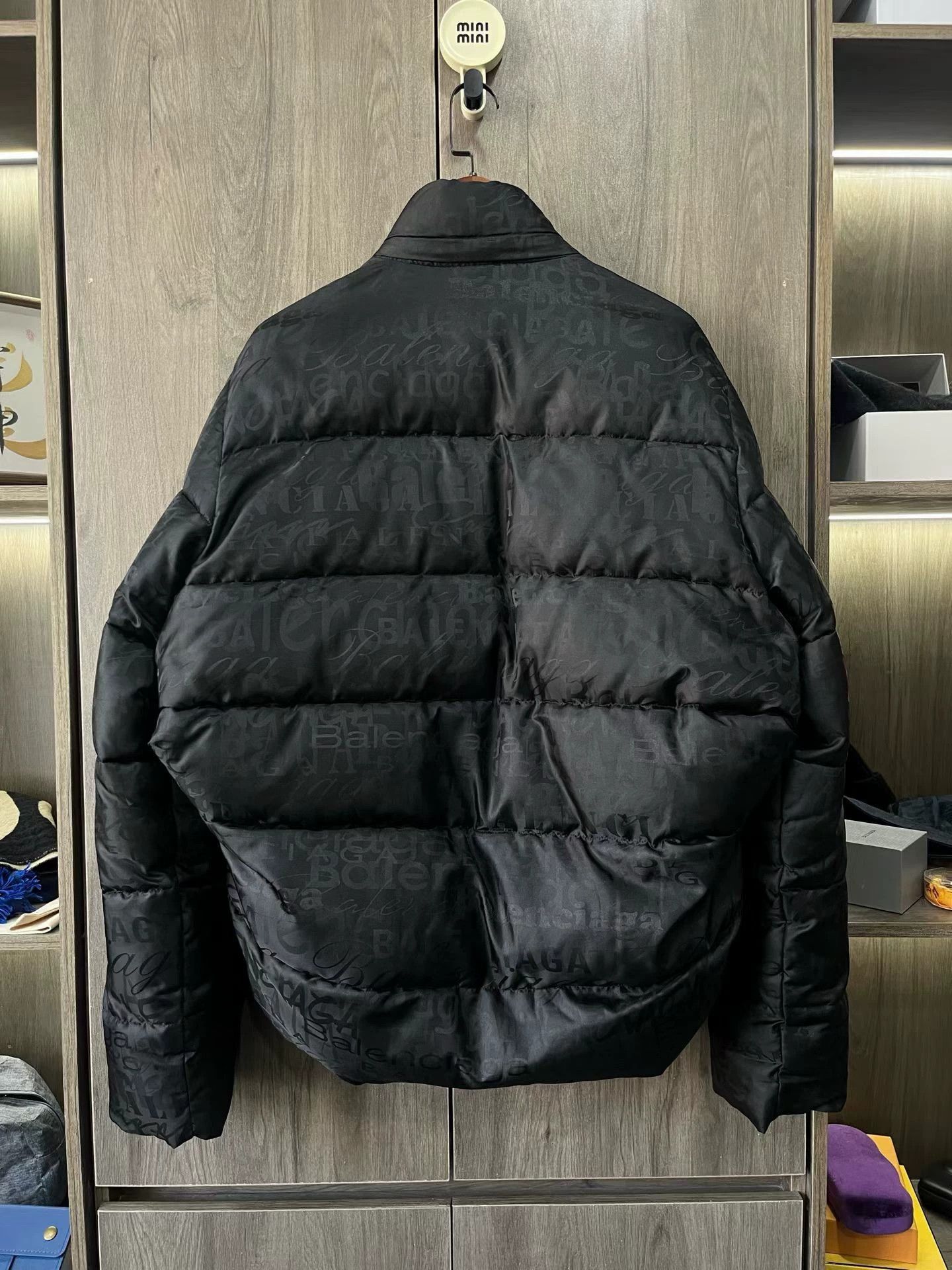 Balenciaga logo print all-over zip-up down jacket