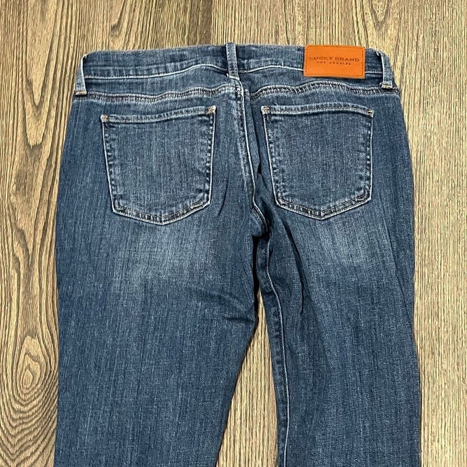 Lucky Brand Lucky Brand Mid-Rise Straight Sweet Jeans Relaxed Fit Size 27" / US 4 / IT 40 - 7 Thumbnail