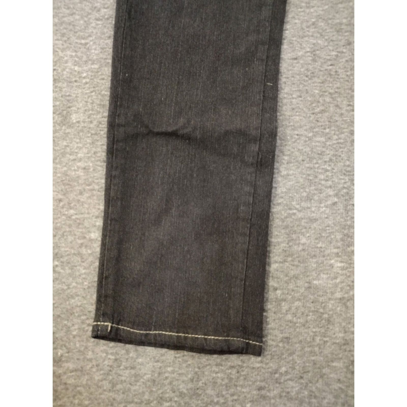Vintage Unbranded Jeans Skinny 3 Button Closure Dark Wash Women's 21/22 Black Denim Cotton Blend Slim 90s Pattern 5-Pocket Inseam 30" Size 42" / US 20 - 6 Thumbnail