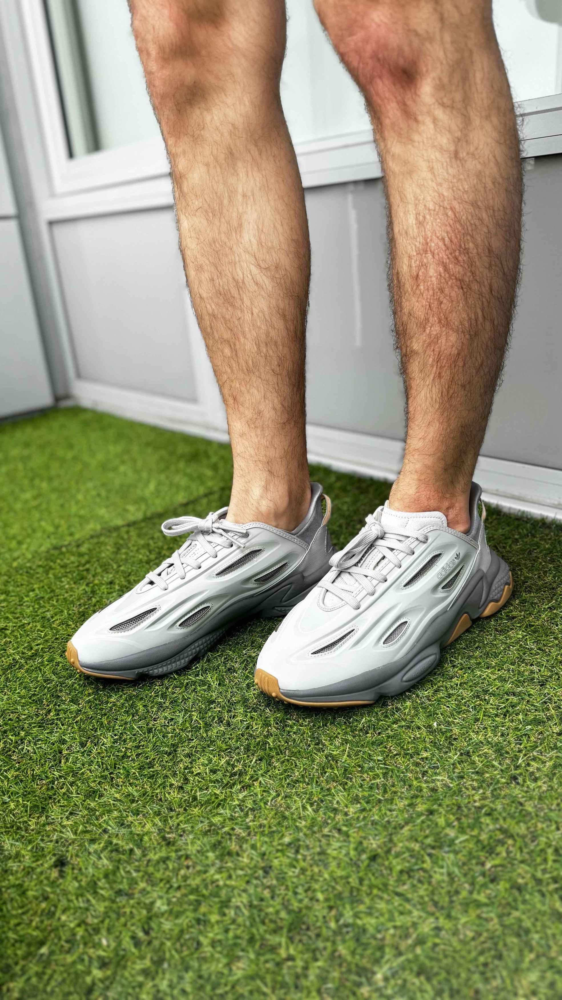Adidas Adidas Ozweego Celox Size US 10.5 / EU 43-44 - 2 Thumbnail