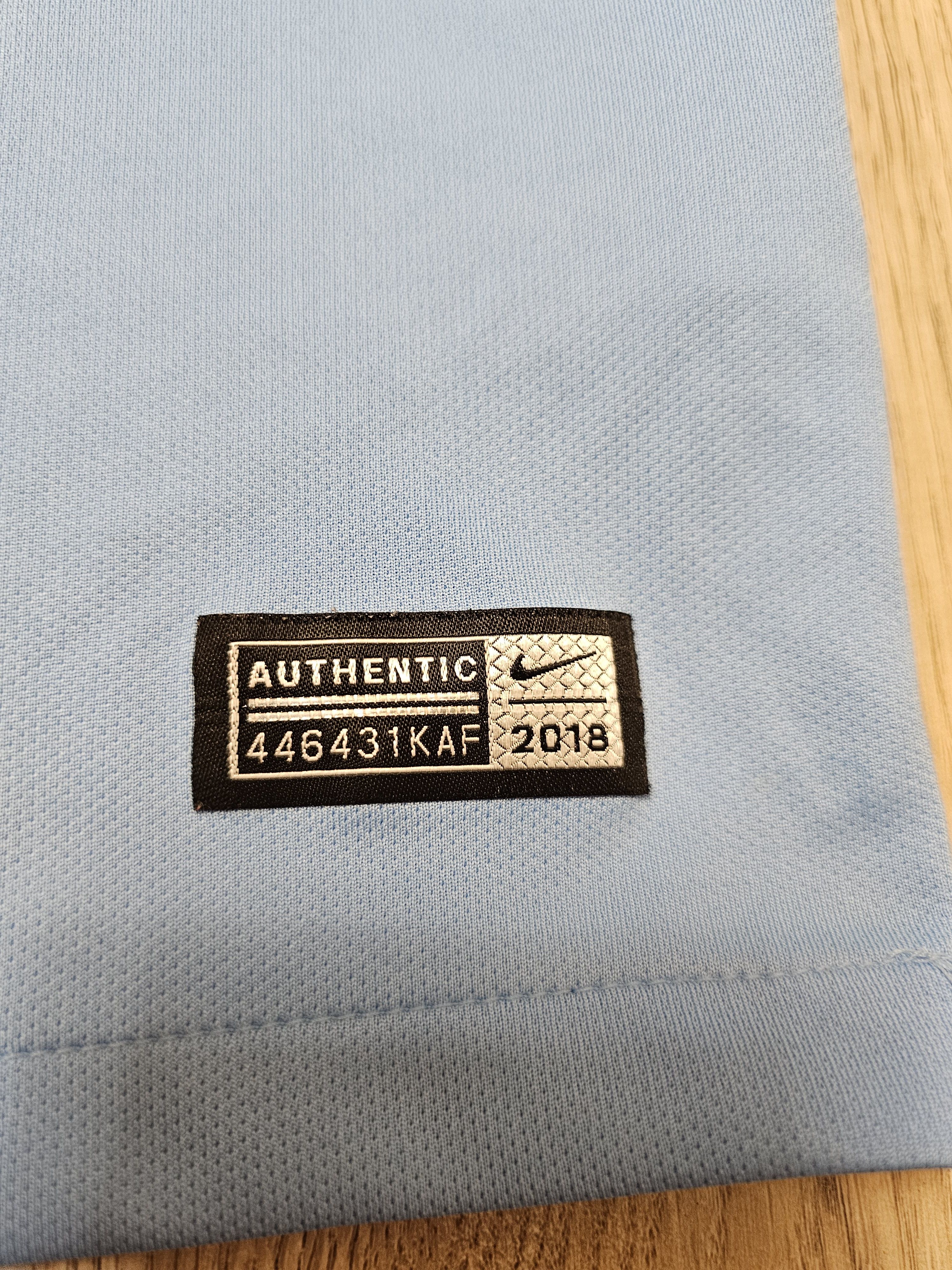 Nike MANCHESTER CITY 2018 2019 HOME FOOTBALL SHIRT SOCCER JERSEY Size US L / EU 52-54 / 3 - 8 Thumbnail
