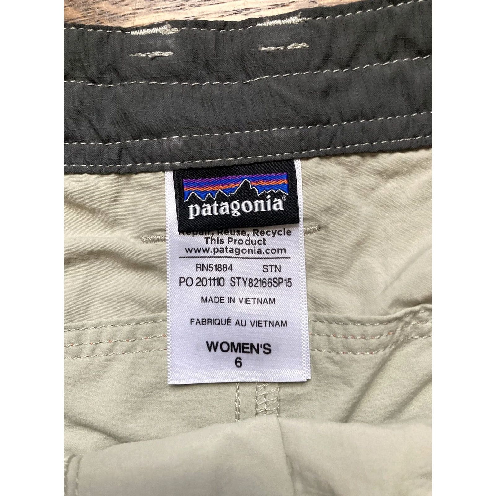 Patagonia Patagonia Away From Home Pants Womens Sz 6 Travel Nylon Lightweight Roll up Size 28" / US 6 / IT 42 - 7 Thumbnail