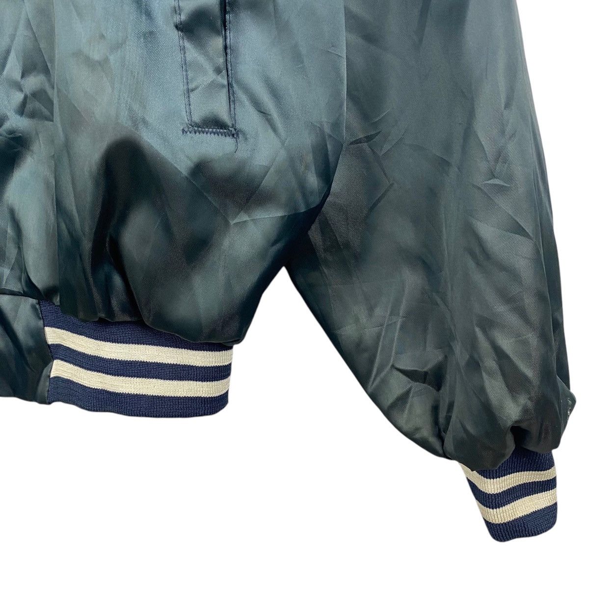 MLB × New York Yankees 💥90s MLB NEW YORK YANKEES VARSITY BOMBER JACKET Size US L / EU 52-54 / 3 - 6 Thumbnail