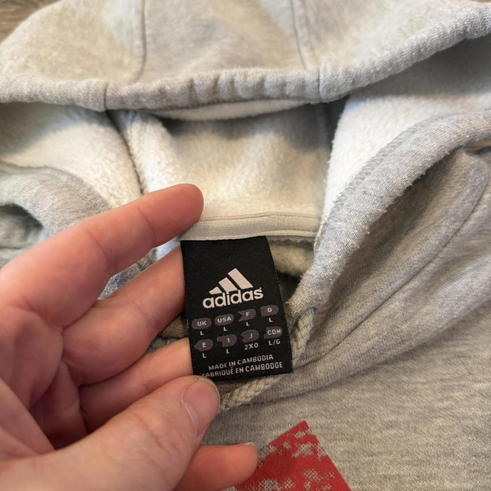 Adidas Vintage adidas impossible is nothing hoodie 2007 L Size US L / EU 52-54 / 3 - 6 Thumbnail