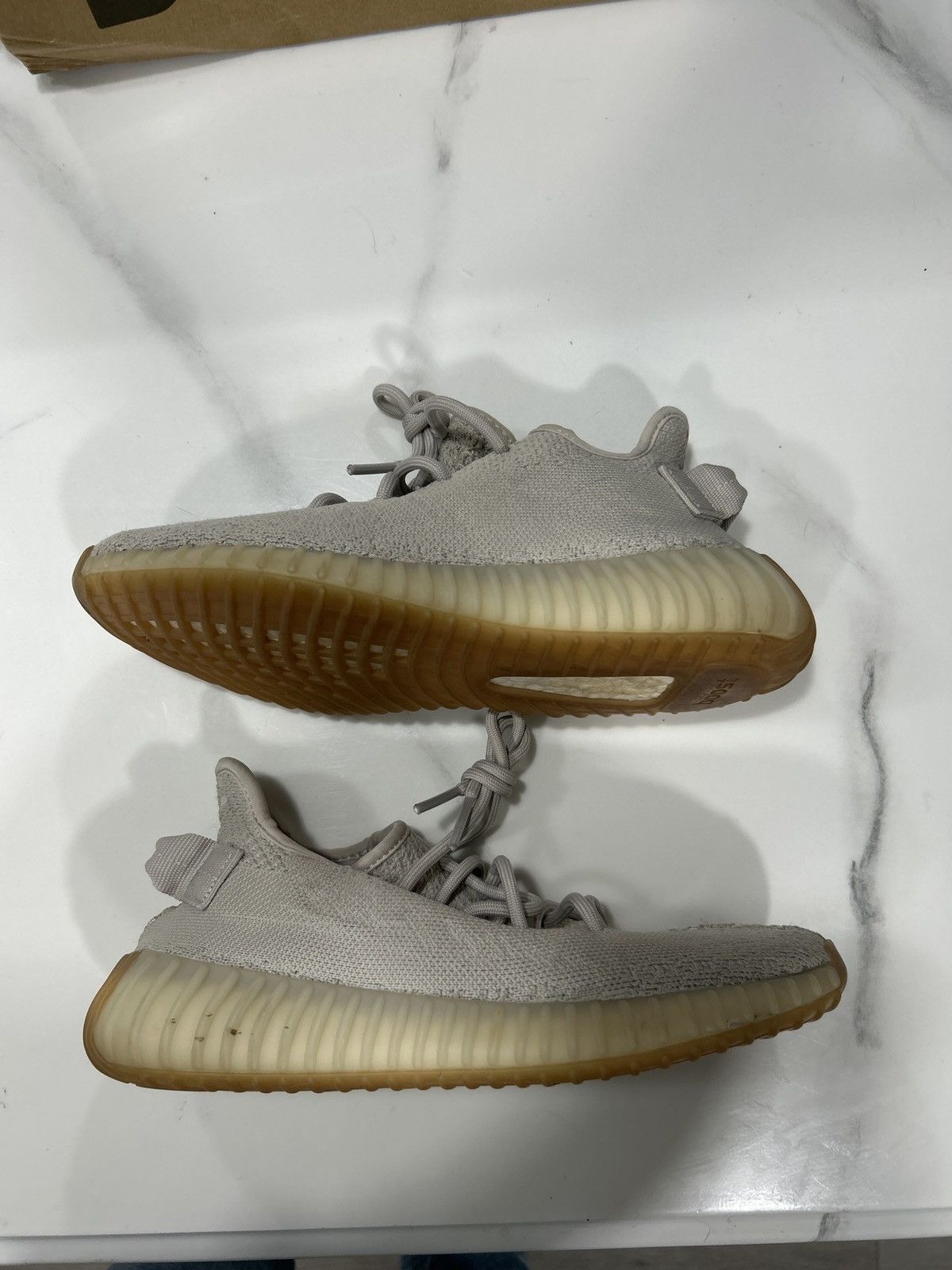 Yeezy Sesame YEEZY Boost 350 V2 Size US 6 / EU 39 - 2 Thumbnail