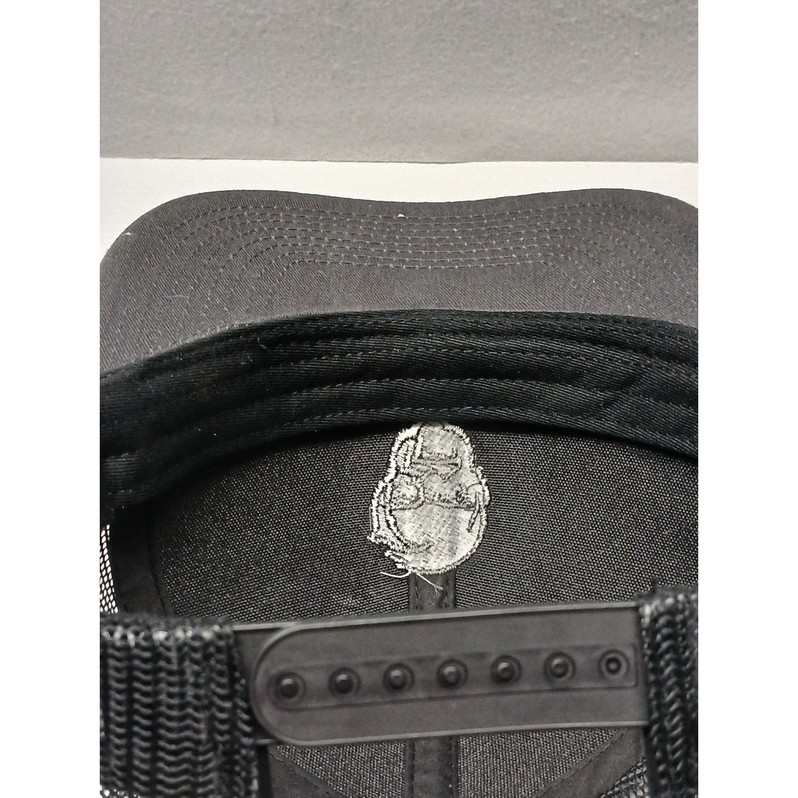 Port Authority Port Authority (OSFM) Black KFC Logo Snap Back Mesh Hat/Cap Size ONE SIZE - 7 Thumbnail