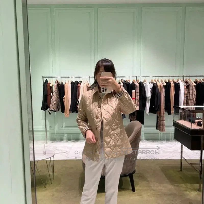 Burberry Burberry Quilted Beige Cotton Women's Jacket. Size L / US 10 / IT 46 - 9 Thumbnail