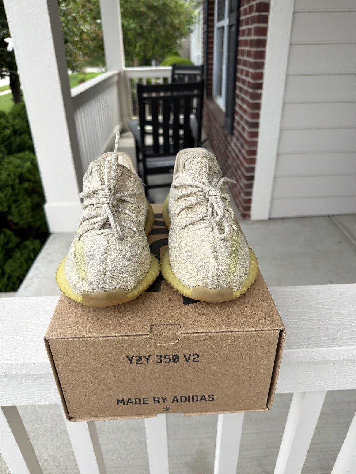 Yeezy Yeezy 350 Boost V2 - Mens size 4 Size US 5 / EU 37 - 6 Thumbnail