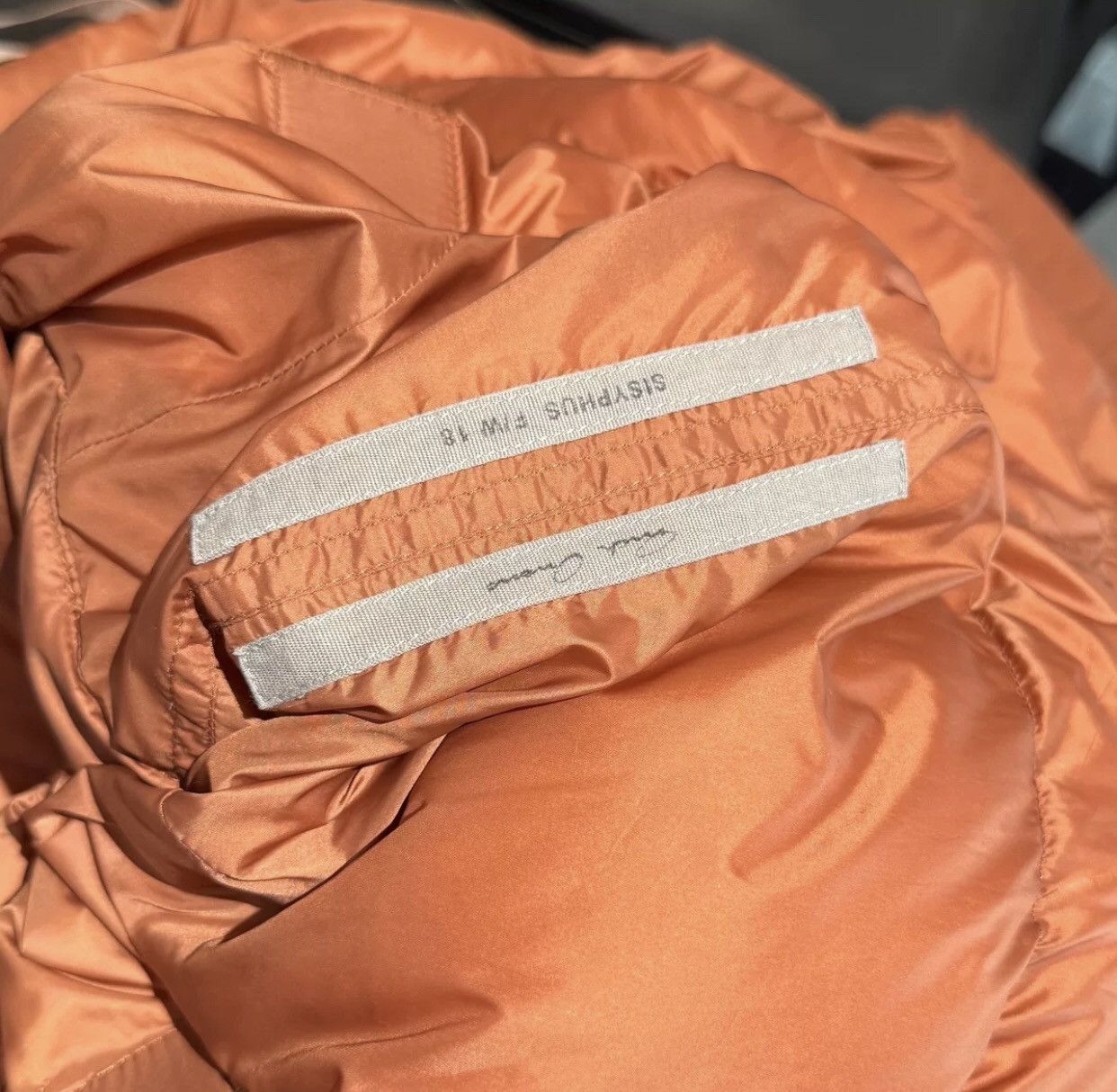 Rick Owens Rick owens mainline scarf down jacket2412-Nextarrow Size US S / EU 44-46 / 1 - 4 Thumbnail