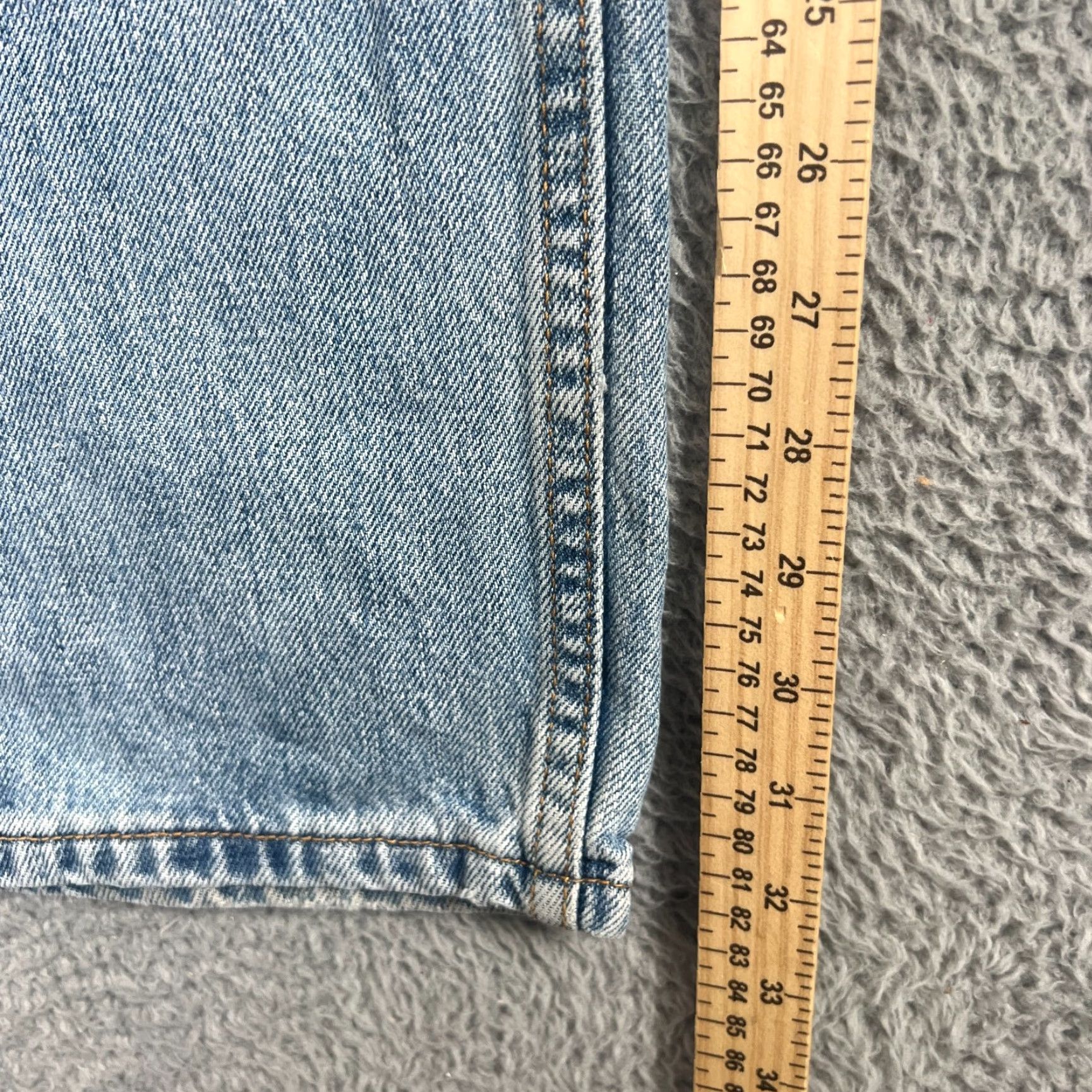 Levi's Levi's 550 Jeans Mens 34x32 Light Wash Cotton Relaxed Fit Straight Distressed Denim Size US 34 / EU 50 - 3 Thumbnail