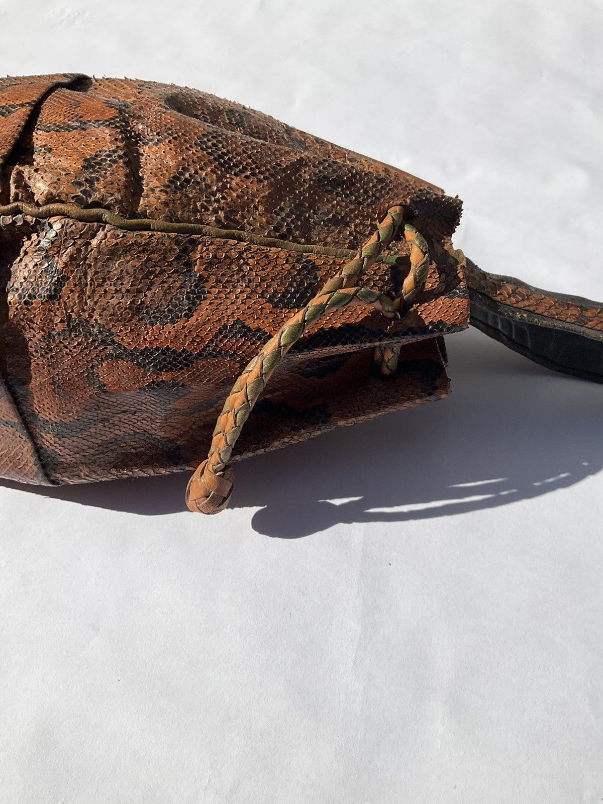 Vintage Python snakeskin leather bucket bag Size ONE SIZE - 4 Thumbnail