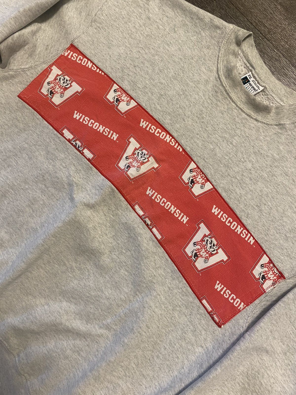 NCAA × Vintage Vintage Wisconsin Badgers Sweater Size US XXL / EU 58 / 5 - 3 Thumbnail