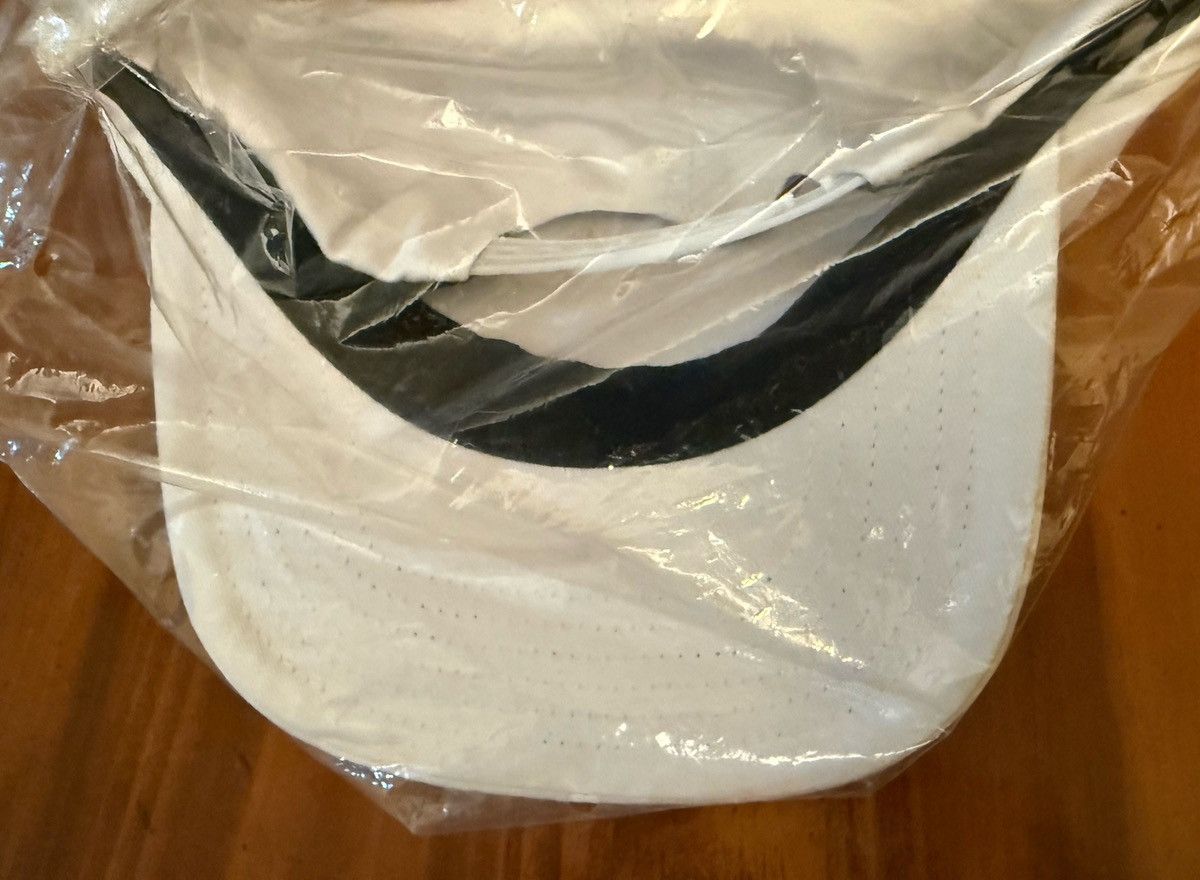 Travis Scott Travis Scott - “Reverse” Off-White Hat Size ONE SIZE - 3 Thumbnail