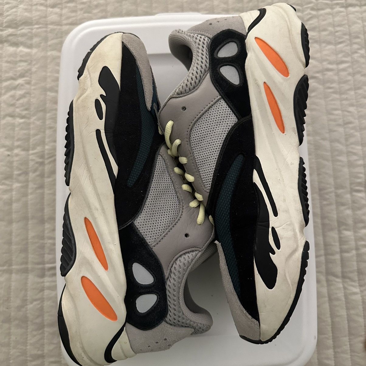 Yeezy Boost 700 Wave Runner Sneakers Multi-Color Design